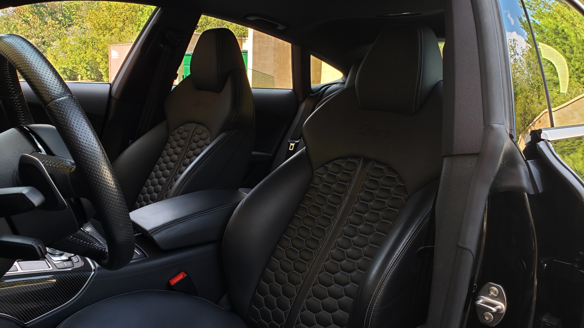 Used 2016 Audi RS 7 PRESTIGE / NAV / SUNROOF / BOSE / CAMERA / HTD STS for sale Sold at Formula Imports in Charlotte NC 28227 94