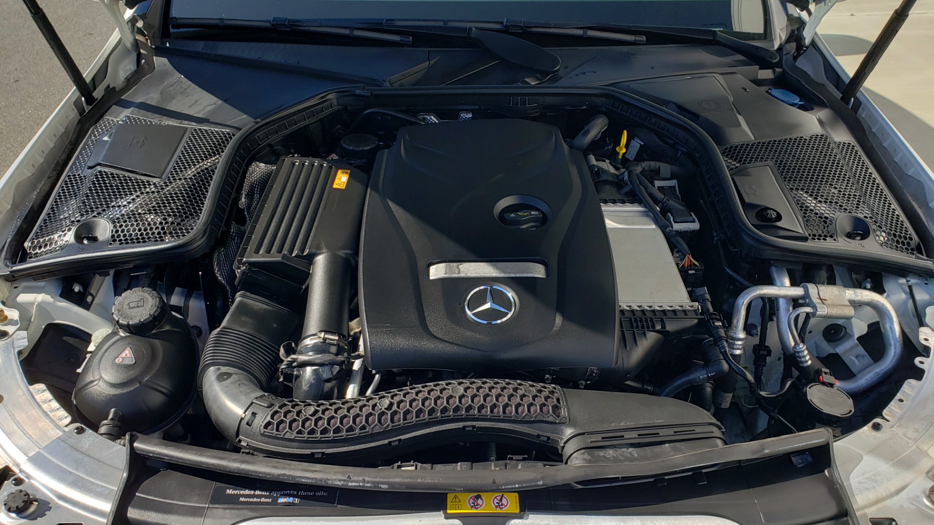 Used 2017 Mercedes-Benz C-CLASS C300 / 2.0L / 7-SPD AUTO / BSA / PANO-ROOF / REARVIEW for sale Sold at Formula Imports in Charlotte NC 28227 10