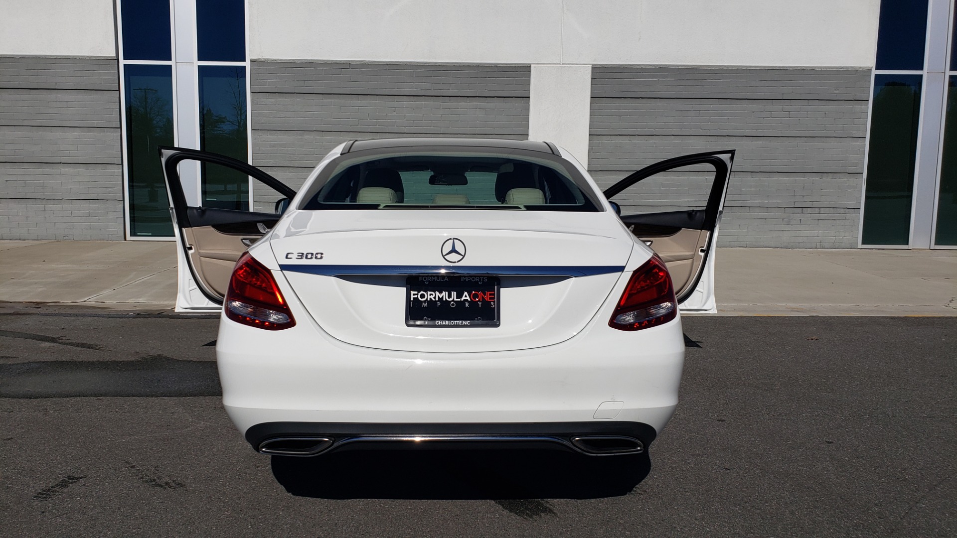 Used 2017 Mercedes-Benz C-CLASS C300 / 2.0L / 7-SPD AUTO / BSA / PANO-ROOF / REARVIEW for sale Sold at Formula Imports in Charlotte NC 28227 23