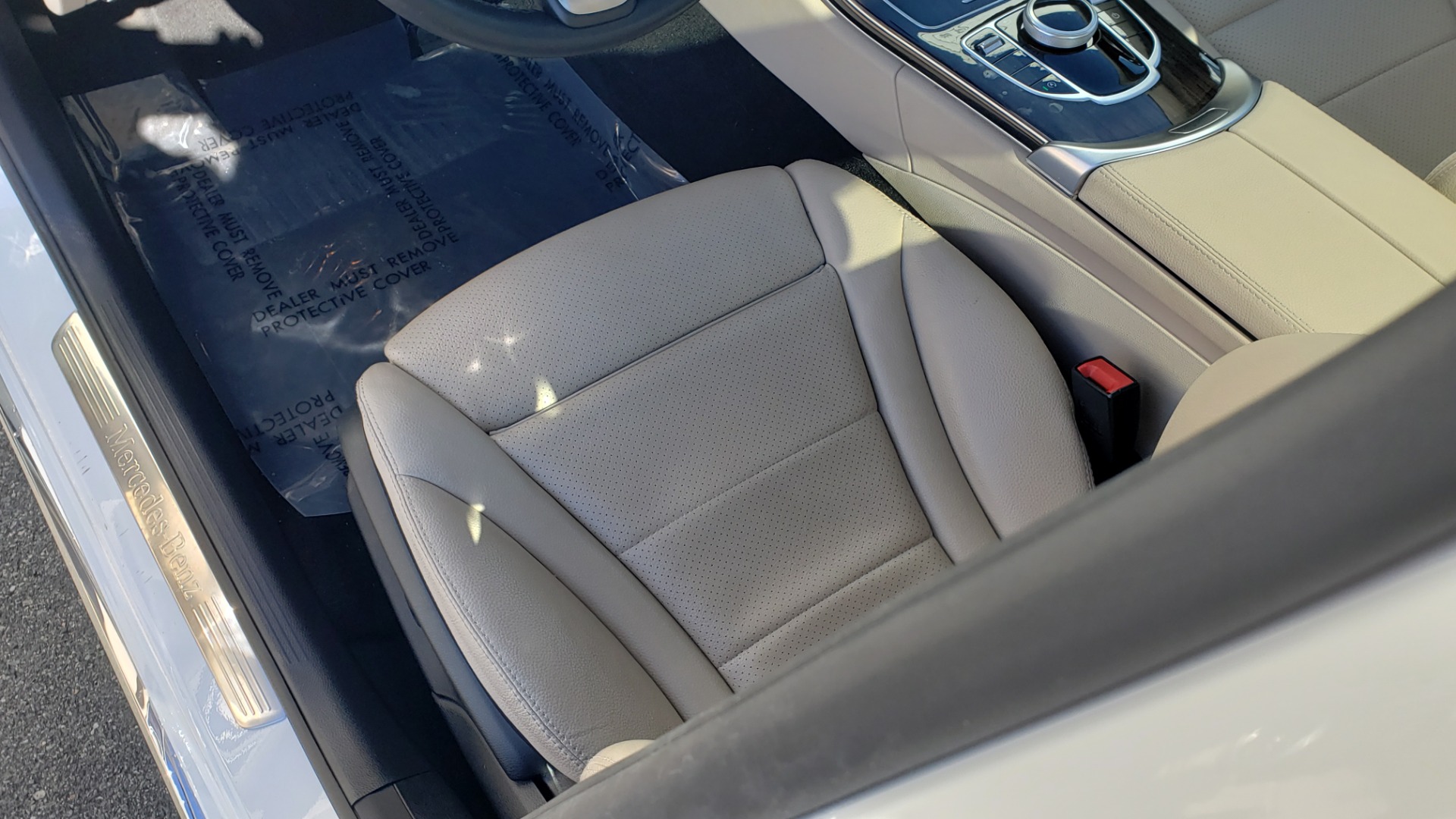 Used 2017 Mercedes-Benz C-CLASS C300 / 2.0L / 7-SPD AUTO / BSA / PANO-ROOF / REARVIEW for sale Sold at Formula Imports in Charlotte NC 28227 28