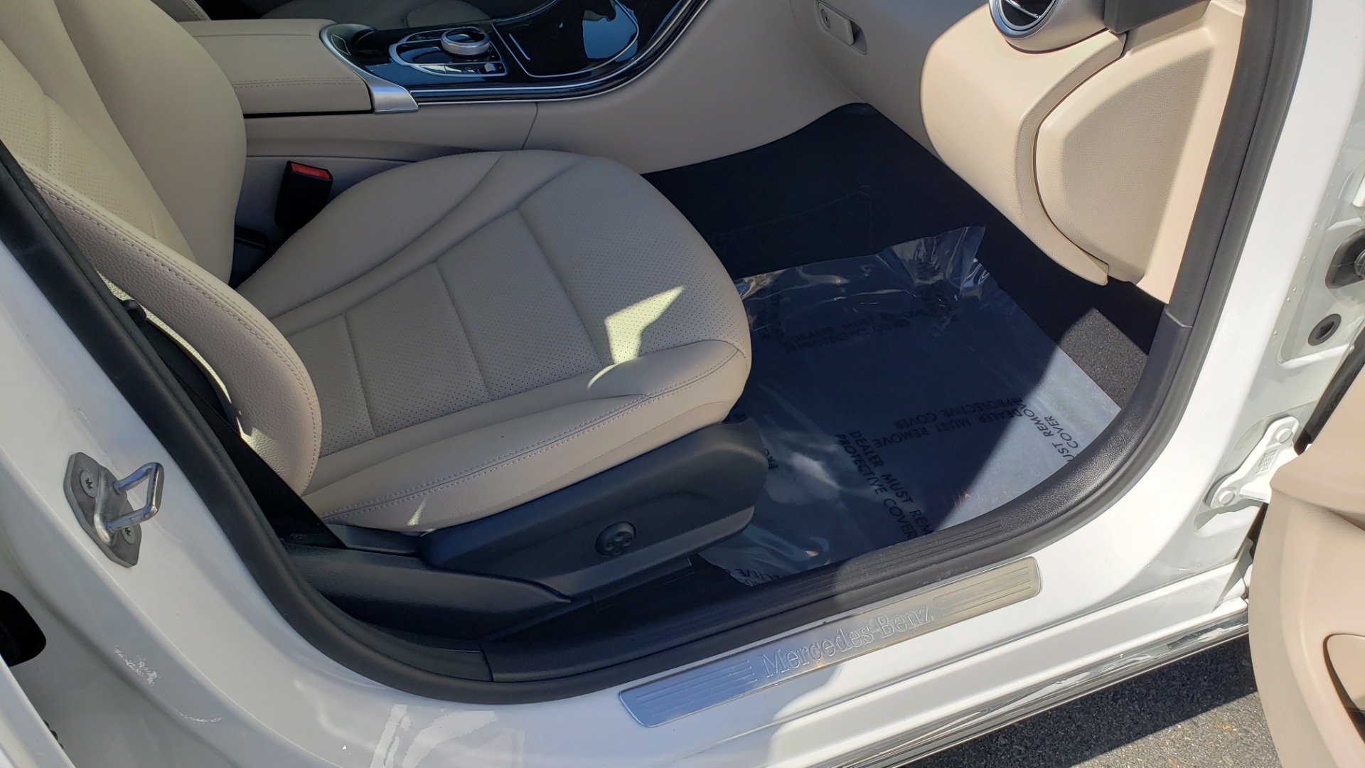Used 2017 Mercedes-Benz C-CLASS C300 / 2.0L / 7-SPD AUTO / BSA / PANO-ROOF / REARVIEW for sale Sold at Formula Imports in Charlotte NC 28227 58