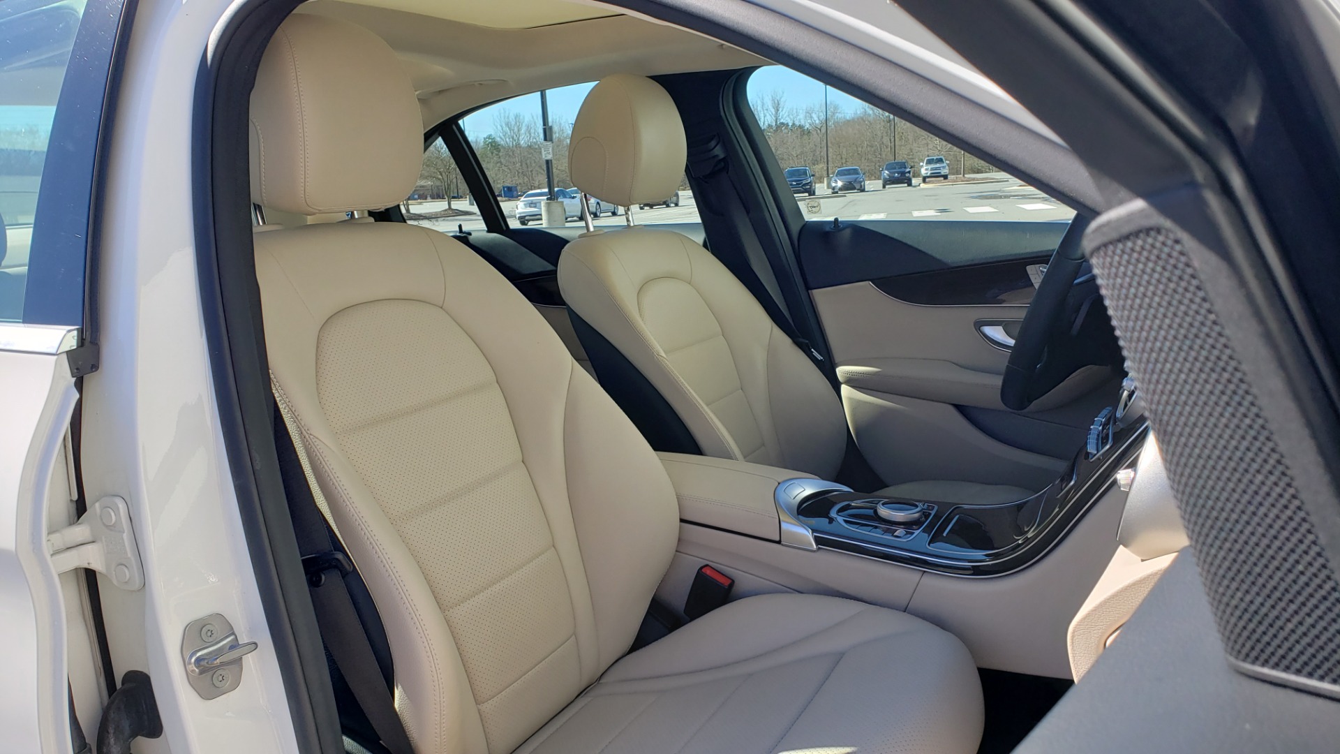 Used 2017 Mercedes-Benz C-CLASS C300 / 2.0L / 7-SPD AUTO / BSA / PANO-ROOF / REARVIEW for sale Sold at Formula Imports in Charlotte NC 28227 59