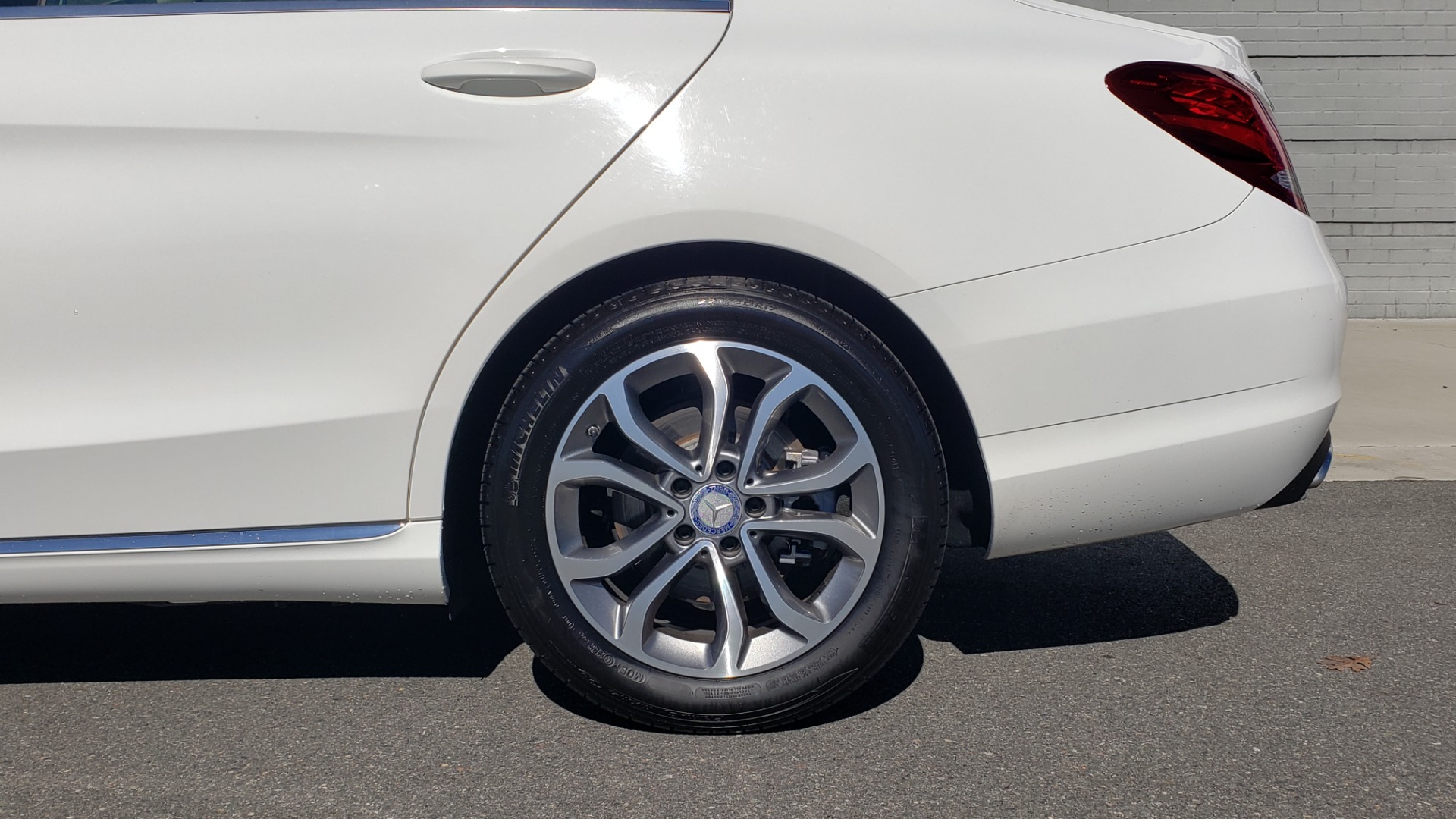 Used 2017 Mercedes-Benz C-CLASS C300 / 2.0L / 7-SPD AUTO / BSA / PANO-ROOF / REARVIEW for sale Sold at Formula Imports in Charlotte NC 28227 72