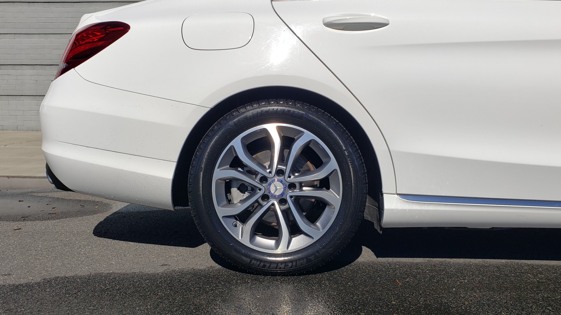 Used 2017 Mercedes-Benz C-CLASS C300 / 2.0L / 7-SPD AUTO / BSA / PANO-ROOF / REARVIEW for sale Sold at Formula Imports in Charlotte NC 28227 73