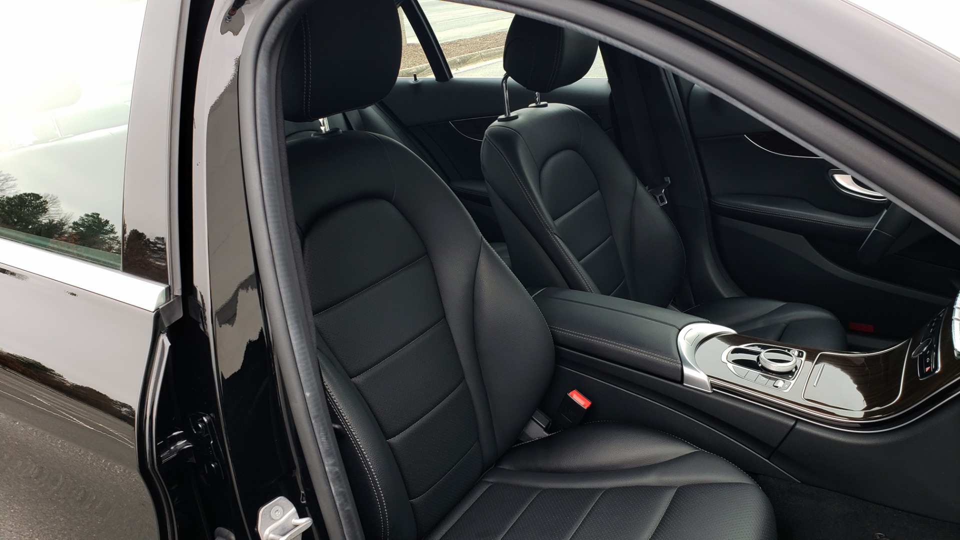 Used 2018 Mercedes-Benz C-CLASS C 300 PREMIUM / 2.0L TURBO / PANO-ROOF / KEYLESS-GO / REARVIEW for sale Sold at Formula Imports in Charlotte NC 28227 63