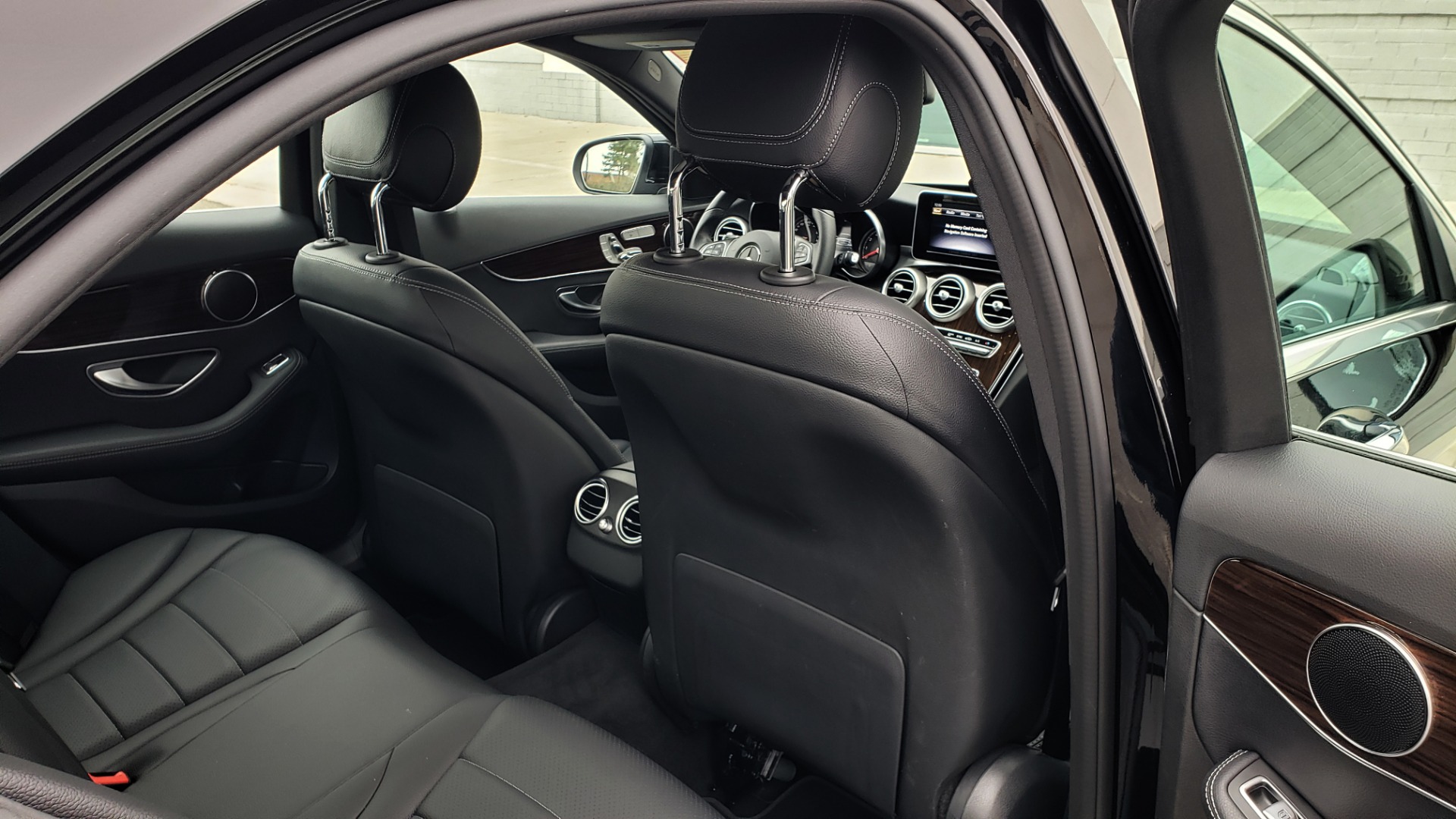 Used 2018 Mercedes-Benz C-CLASS C 300 PREMIUM / 2.0L TURBO / PANO-ROOF / KEYLESS-GO / REARVIEW for sale Sold at Formula Imports in Charlotte NC 28227 72
