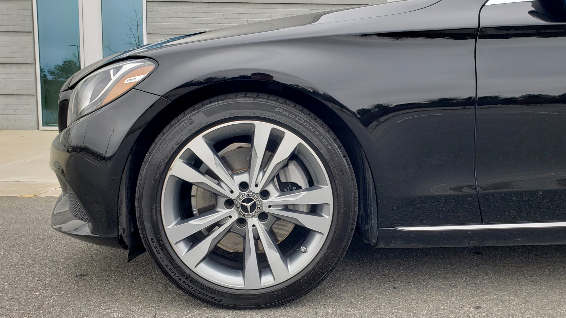 Used 2018 Mercedes-Benz C-CLASS C 300 PREMIUM / 2.0L TURBO / PANO-ROOF / KEYLESS-GO / REARVIEW for sale Sold at Formula Imports in Charlotte NC 28227 82