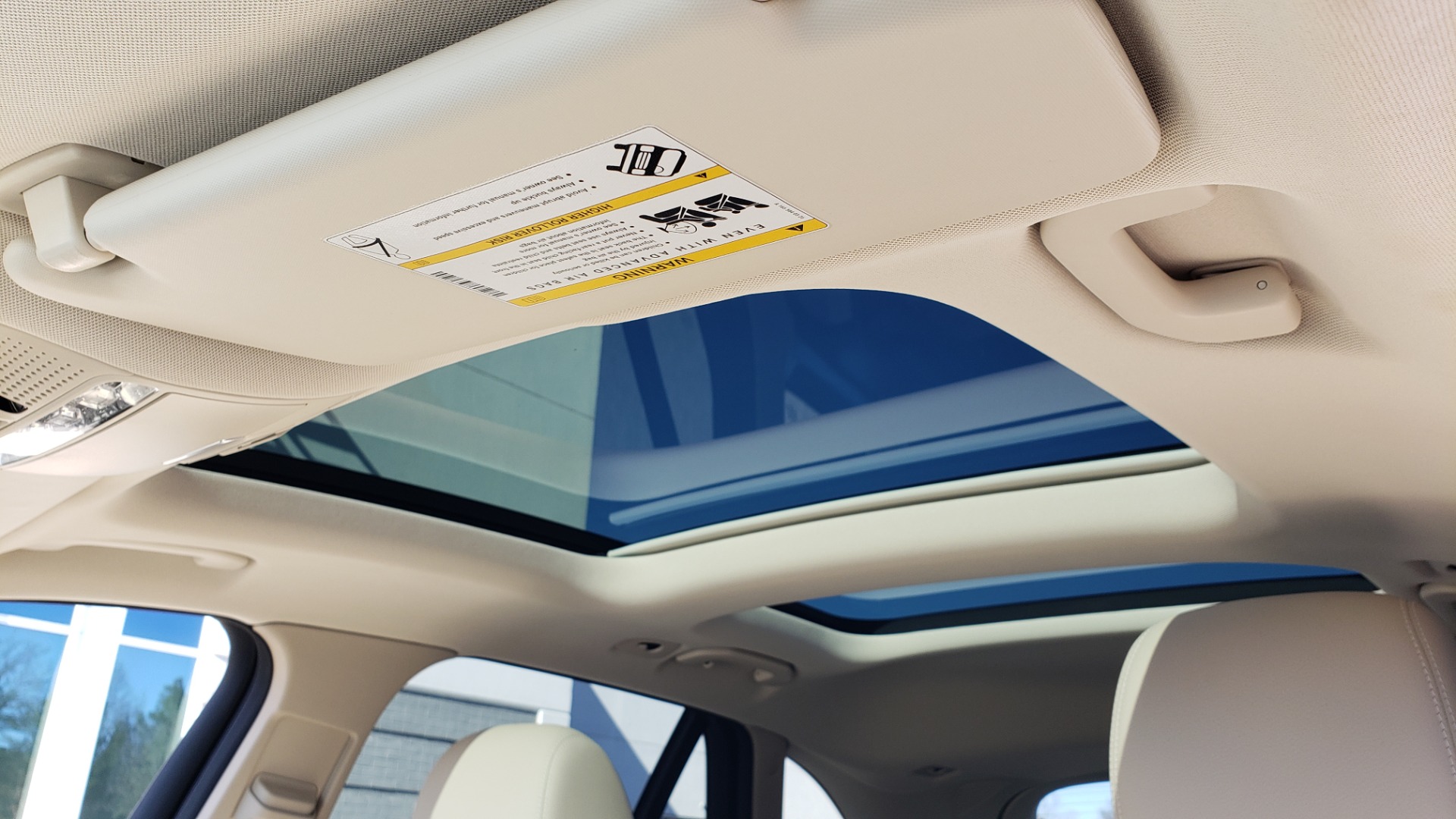 Used 2018 Mercedes-Benz GLC 300 4MATIC / PREM PKG / NAV / SUNROOF / REARVIEW for sale Sold at Formula Imports in Charlotte NC 28227 31