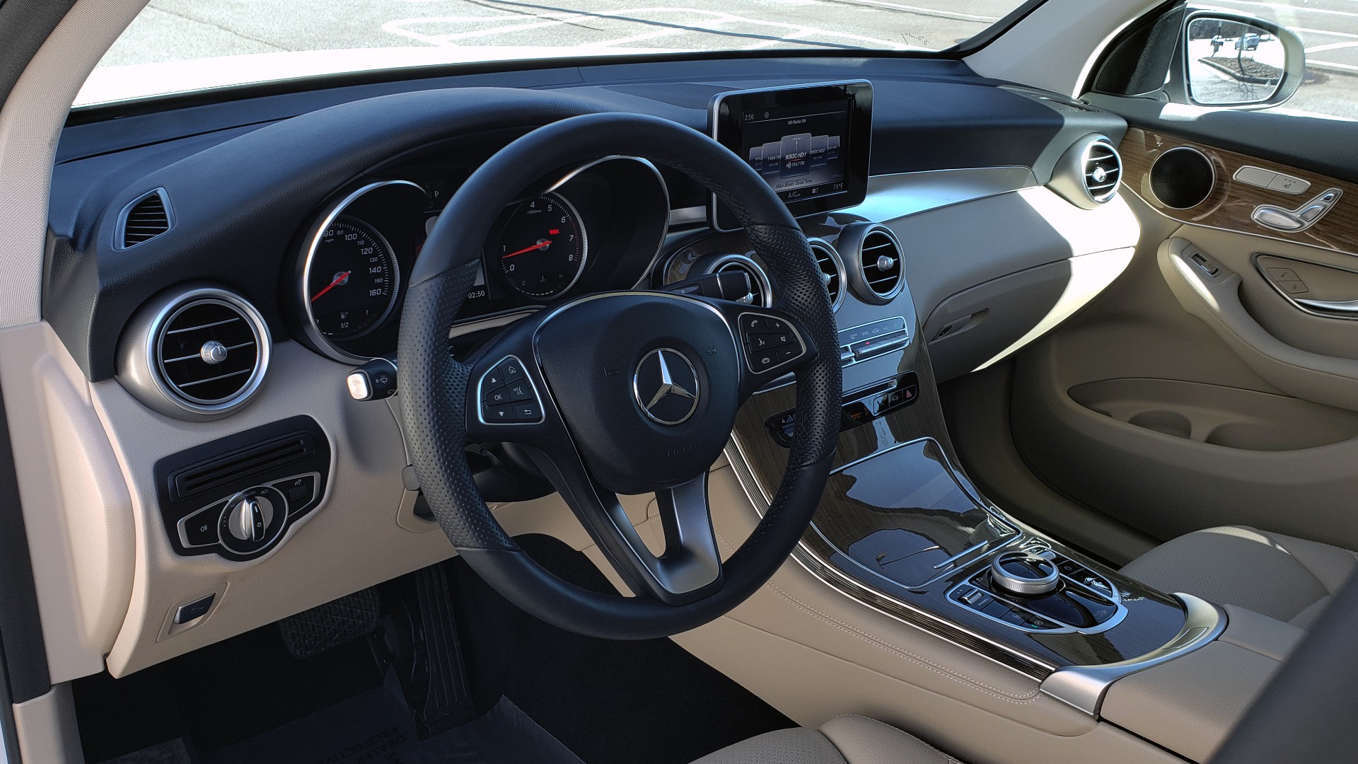 Used 2018 Mercedes-Benz GLC 300 4MATIC / PREM PKG / NAV / SUNROOF / REARVIEW for sale Sold at Formula Imports in Charlotte NC 28227 44