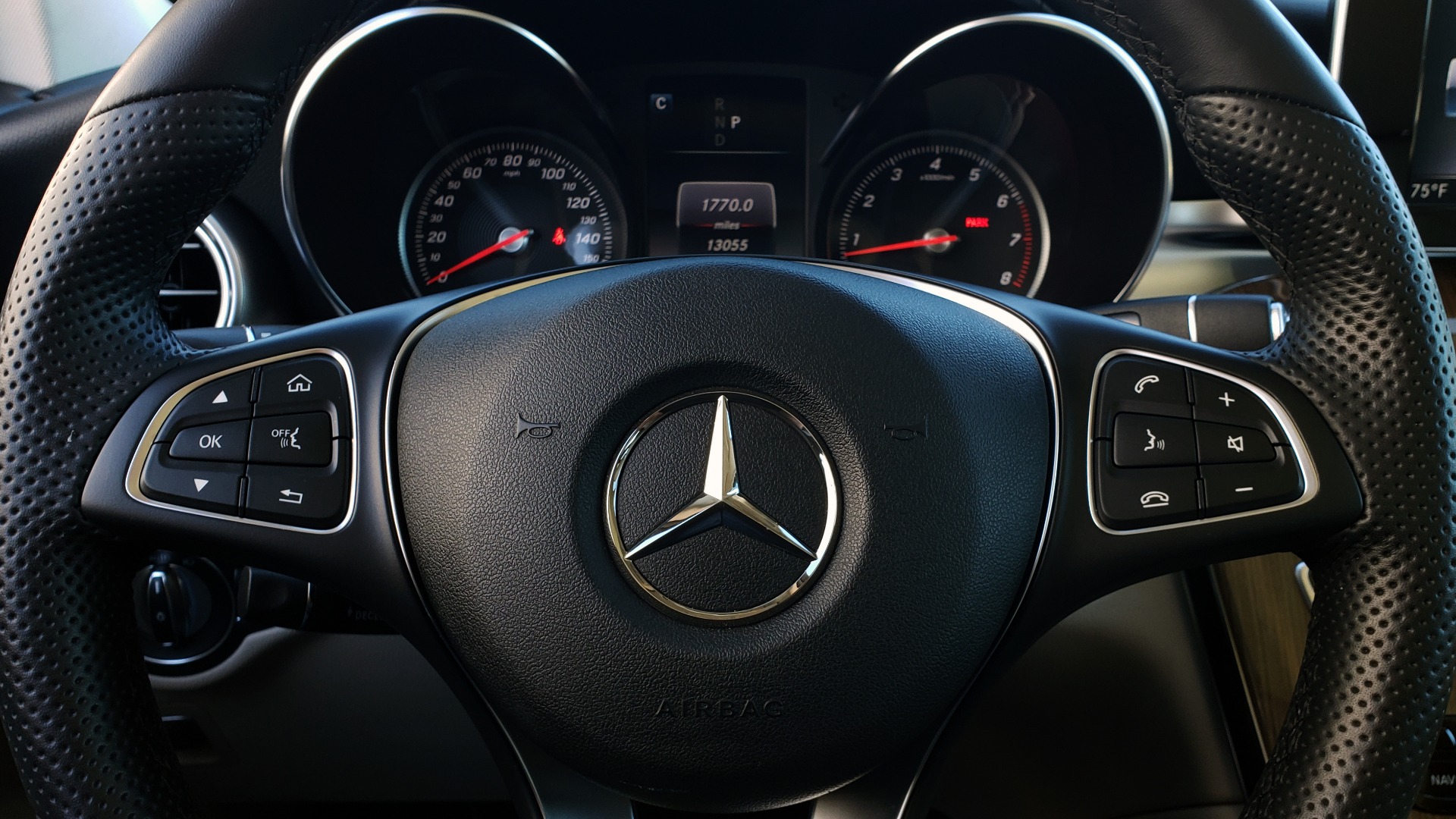 Used 2018 Mercedes-Benz GLC 300 4MATIC / PREM PKG / NAV / SUNROOF / REARVIEW for sale Sold at Formula Imports in Charlotte NC 28227 45