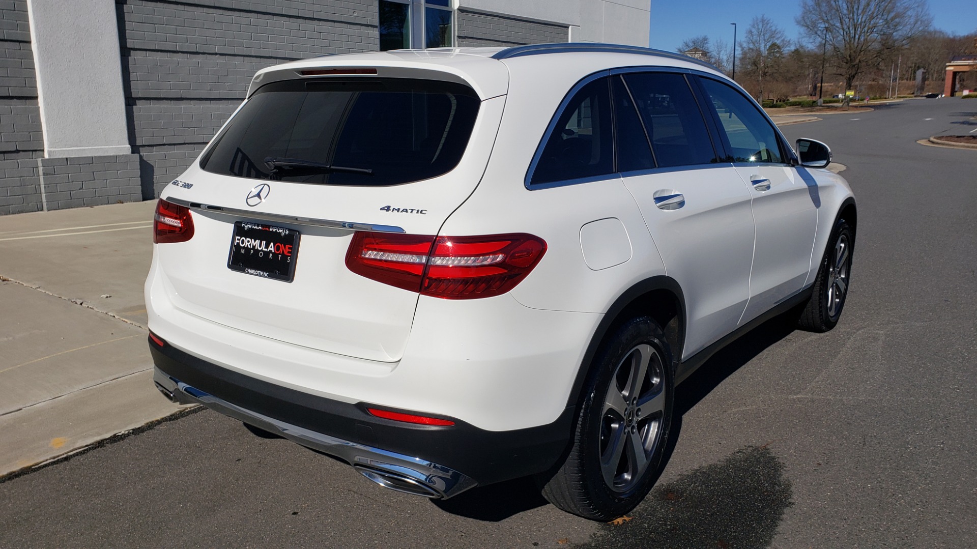 Used 2018 Mercedes-Benz GLC 300 4MATIC / PREM PKG / NAV / SUNROOF / REARVIEW for sale Sold at Formula Imports in Charlotte NC 28227 6