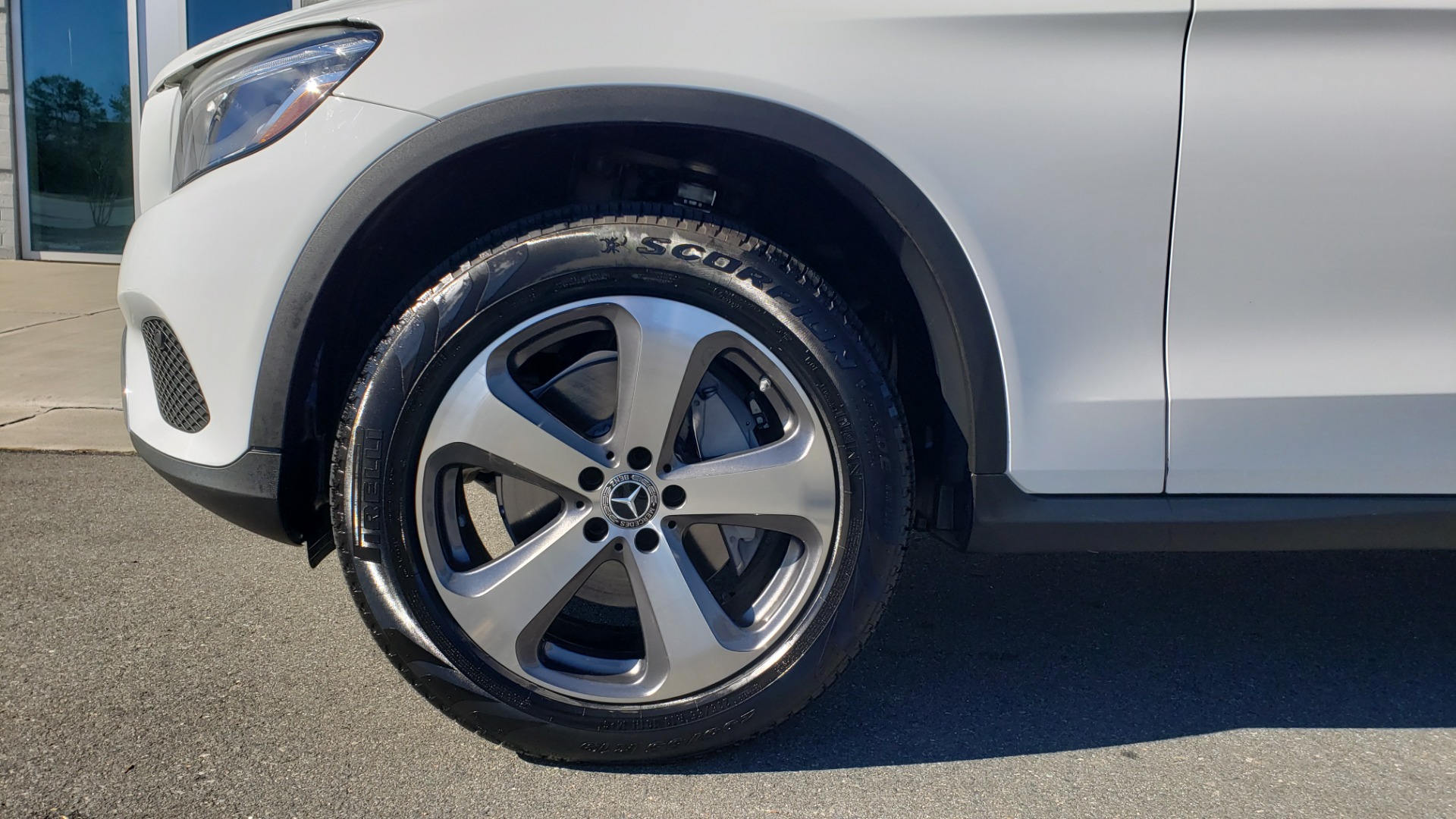 Used 2018 Mercedes-Benz GLC 300 4MATIC / PREM PKG / NAV / SUNROOF / REARVIEW for sale Sold at Formula Imports in Charlotte NC 28227 81