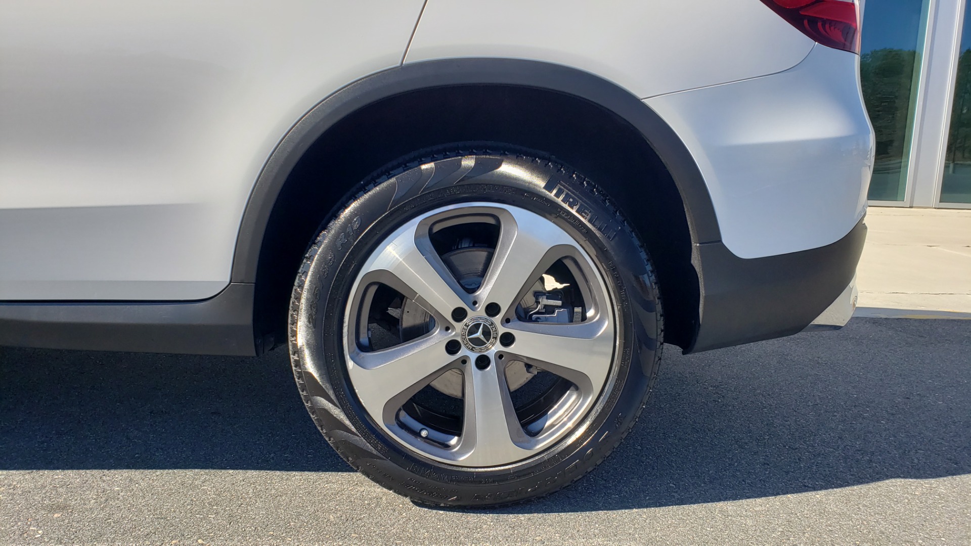 Used 2018 Mercedes-Benz GLC 300 4MATIC / PREM PKG / NAV / SUNROOF / REARVIEW for sale Sold at Formula Imports in Charlotte NC 28227 82