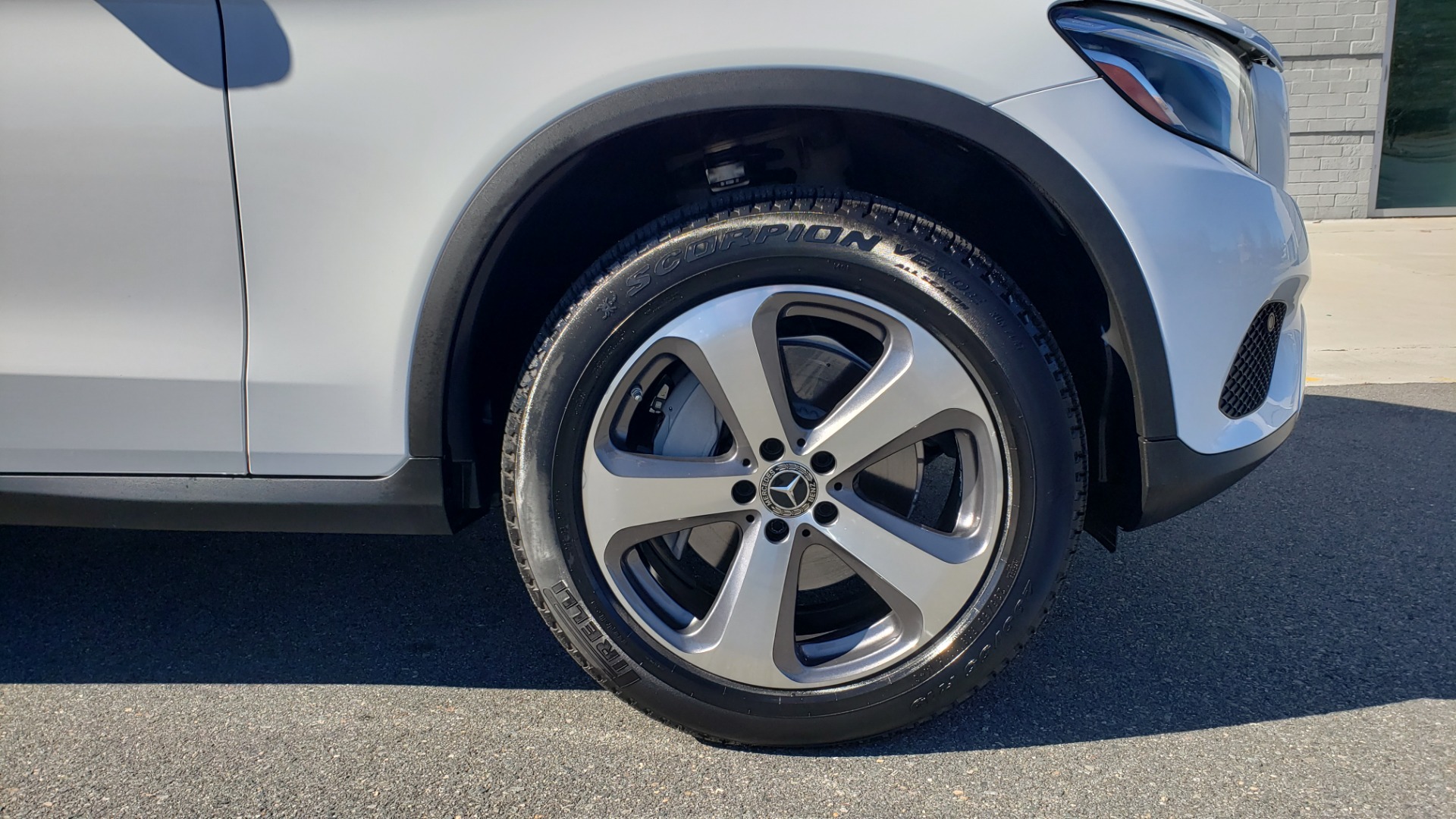 Used 2018 Mercedes-Benz GLC 300 4MATIC / PREM PKG / NAV / SUNROOF / REARVIEW for sale Sold at Formula Imports in Charlotte NC 28227 84