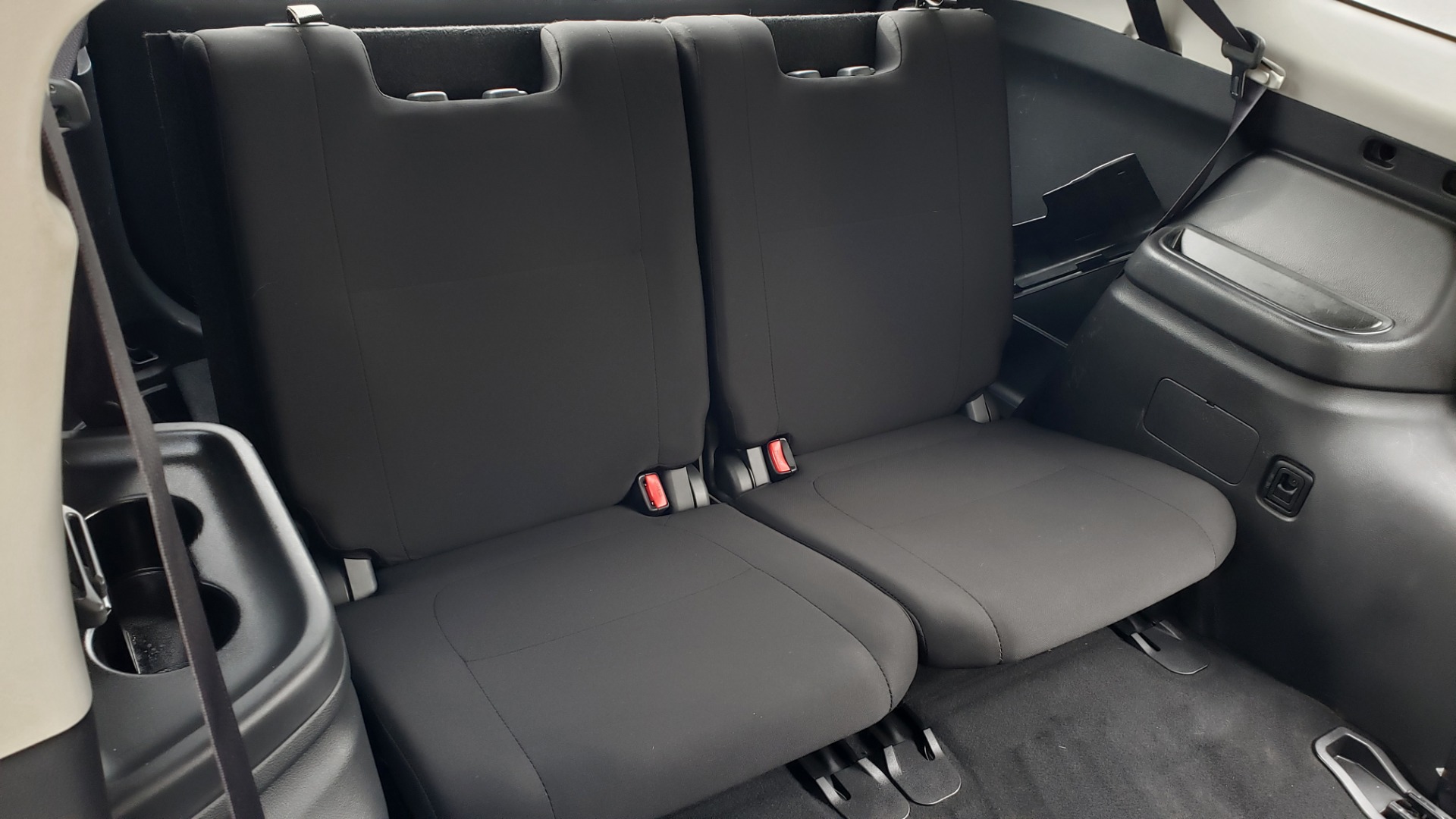 Used 2015 Mitsubishi OUTLANDER ES 2.4L SUV / CVT / FWD / KEYLESS ENTRY / 16-IN WHEELS for sale Sold at Formula Imports in Charlotte NC 28227 48