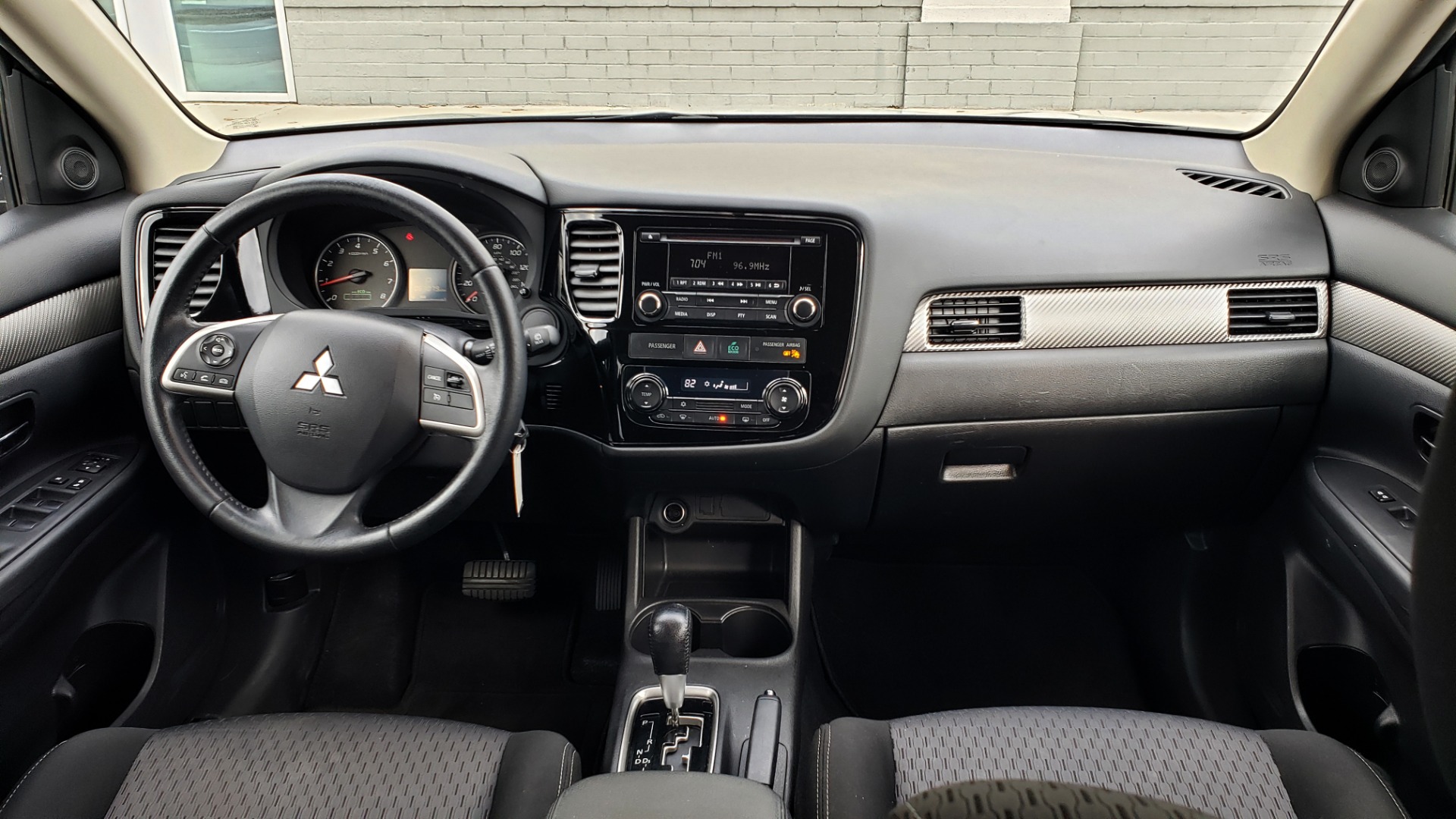 Used 2015 Mitsubishi OUTLANDER ES 2.4L SUV / CVT / FWD / KEYLESS ENTRY / 16-IN WHEELS for sale Sold at Formula Imports in Charlotte NC 28227 63