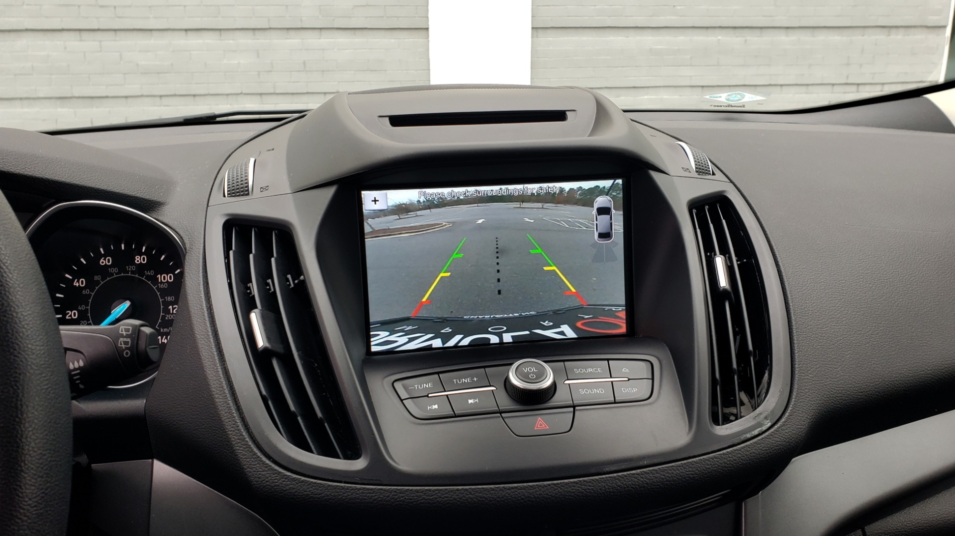 Used 2018 Ford ESCAPE SEL / FWD / 1.5L ECOBOOST / PANO-ROOF / REARVIEW for sale Sold at Formula Imports in Charlotte NC 28227 48