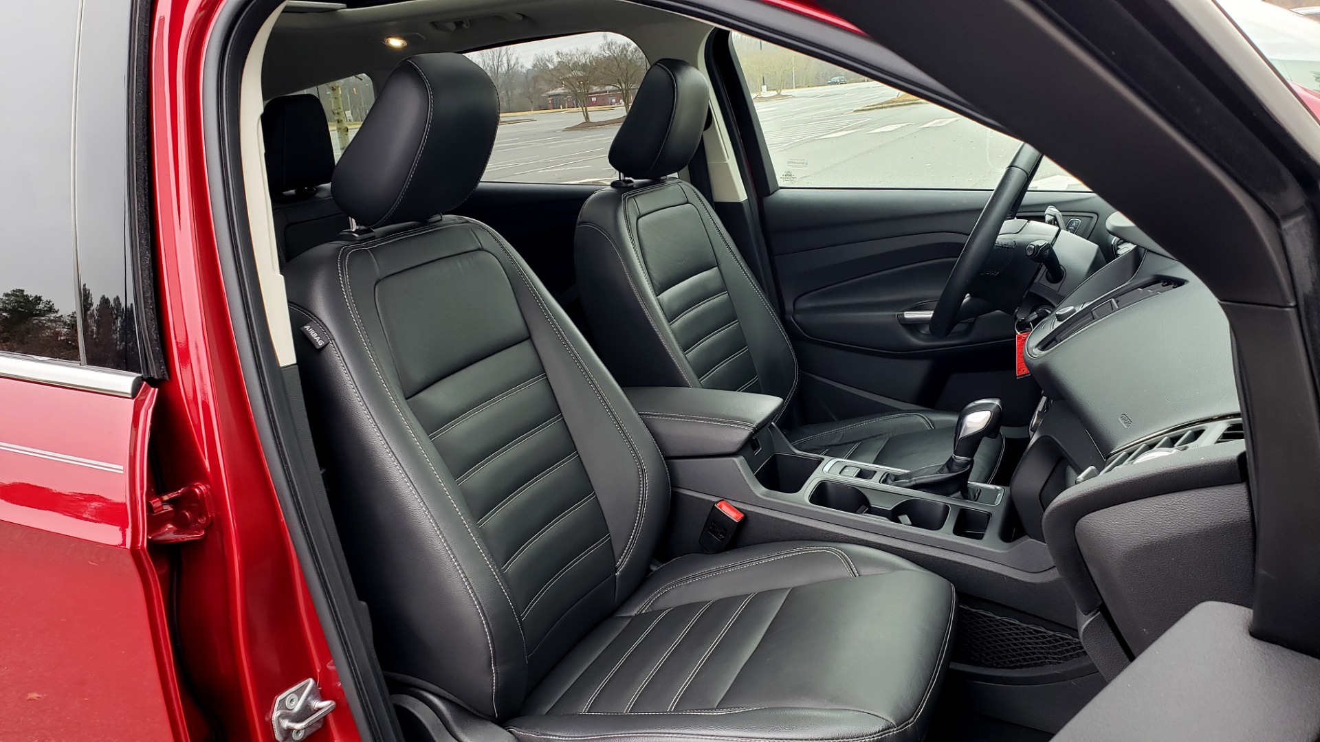 Used 2018 Ford ESCAPE SEL / FWD / 1.5L ECOBOOST / PANO-ROOF / REARVIEW for sale Sold at Formula Imports in Charlotte NC 28227 68