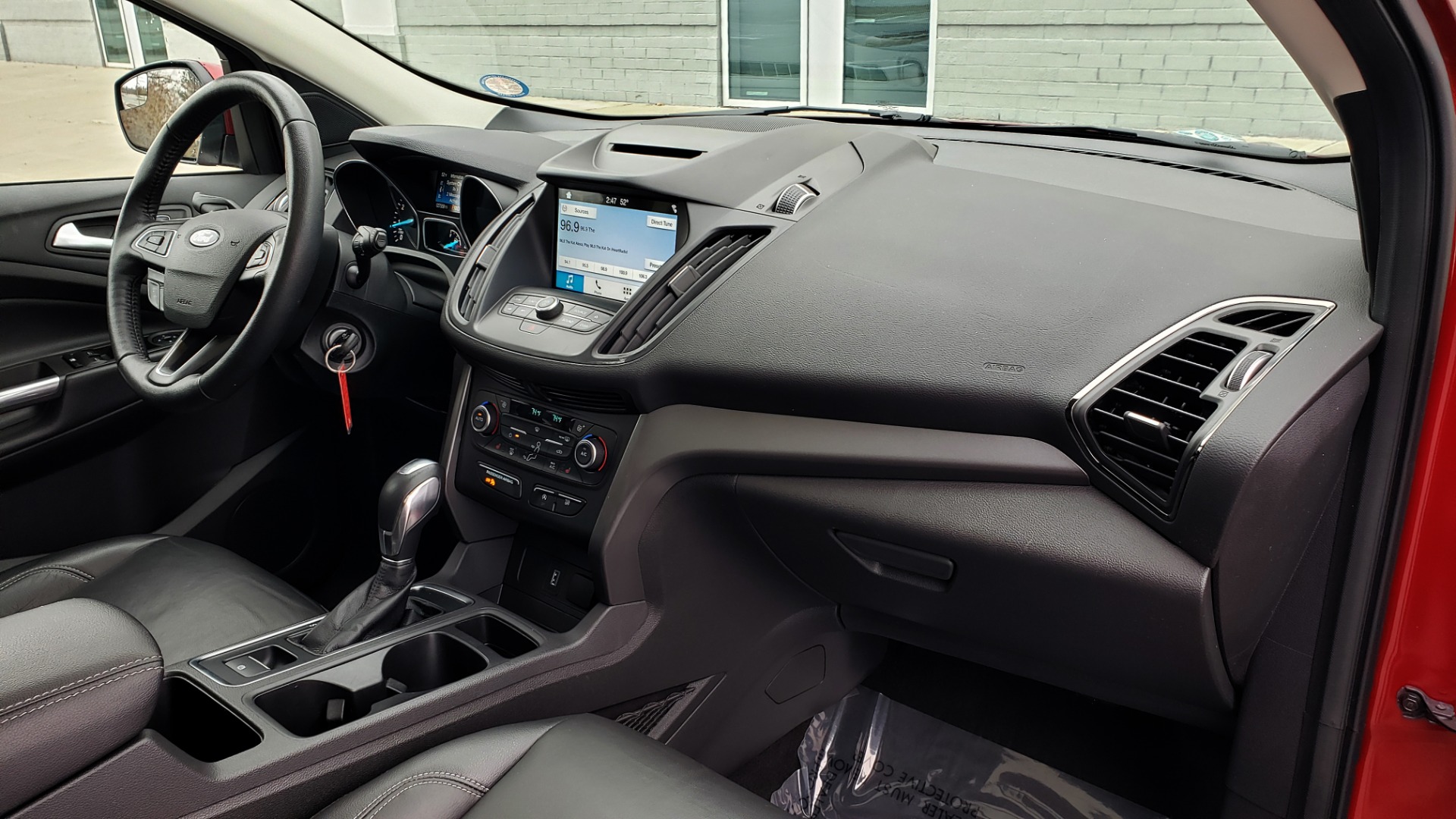 Used 2018 Ford ESCAPE SEL / FWD / 1.5L ECOBOOST / PANO-ROOF / REARVIEW for sale Sold at Formula Imports in Charlotte NC 28227 69