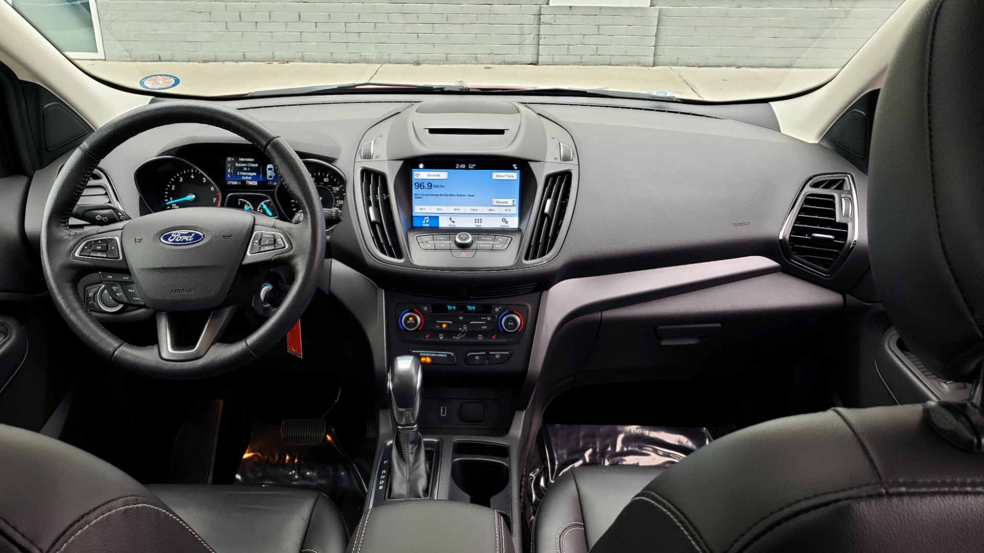 Used 2018 Ford ESCAPE SEL / FWD / 1.5L ECOBOOST / PANO-ROOF / REARVIEW for sale Sold at Formula Imports in Charlotte NC 28227 79