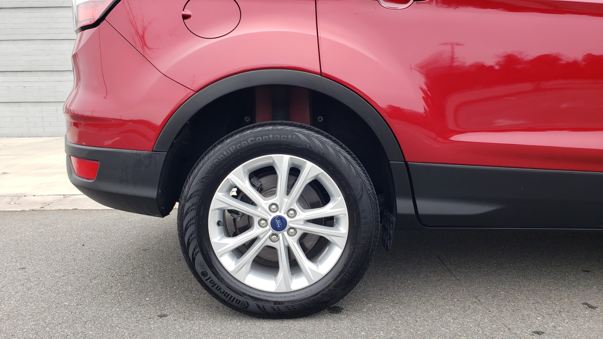 Used 2018 Ford ESCAPE SEL / FWD / 1.5L ECOBOOST / PANO-ROOF / REARVIEW for sale Sold at Formula Imports in Charlotte NC 28227 86