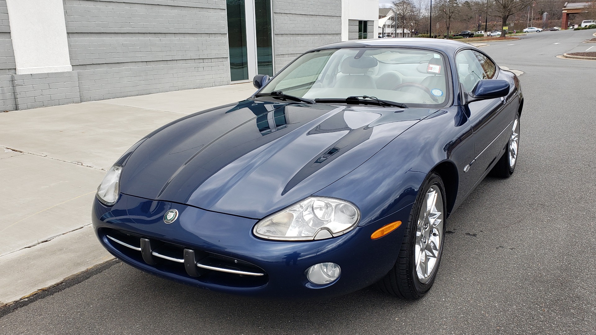 Used 2002 Jaguar XK8 COUPE / 4.0L V8 / 5-SPD AUTO / ALPINE SOUND / 18IN CHROME WHEELS for sale Sold at Formula Imports in Charlotte NC 28227 3