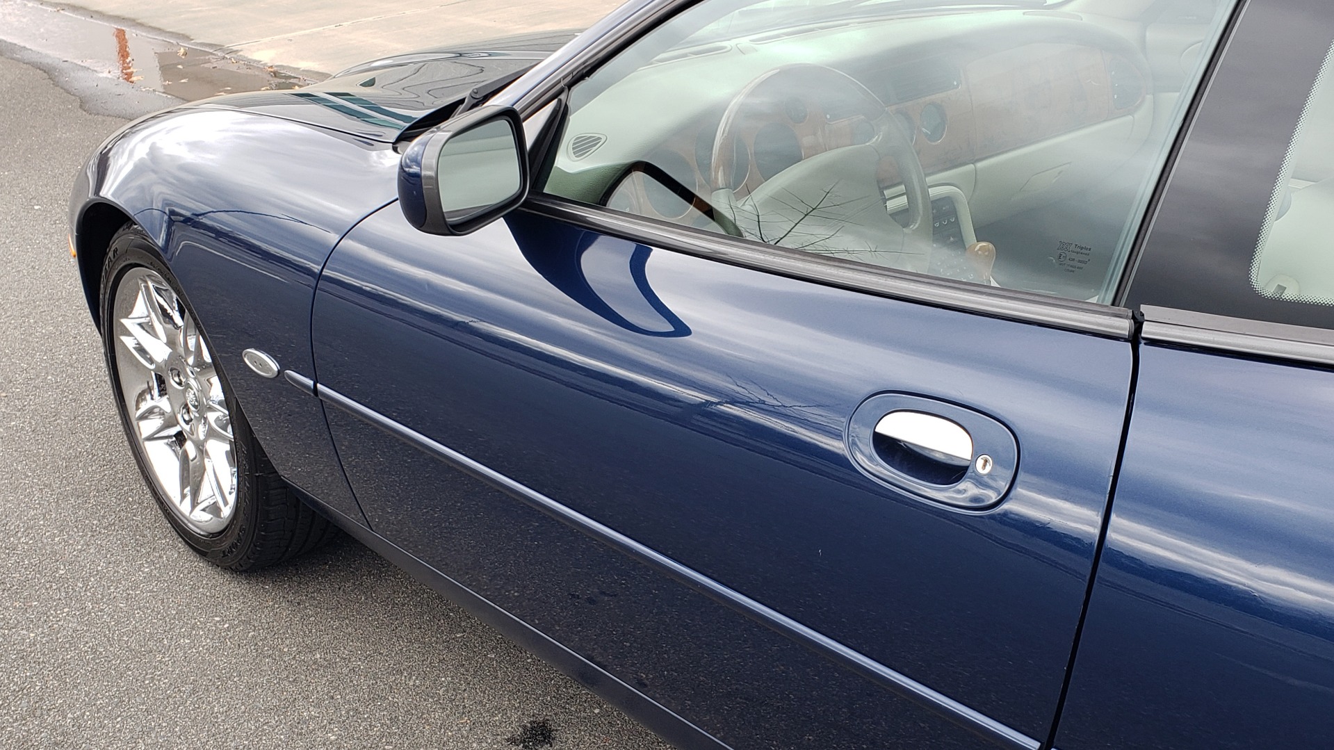 Used 2002 Jaguar XK8 COUPE / 4.0L V8 / 5-SPD AUTO / ALPINE SOUND / 18IN CHROME WHEELS for sale Sold at Formula Imports in Charlotte NC 28227 7