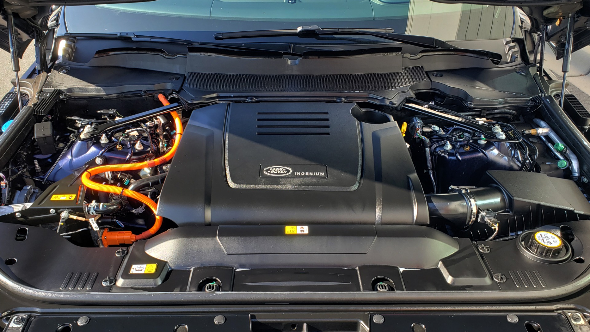 Used 2020 Land Rover RANGE ROVER AUTOBIOGRAPHY HYBRID / NAV / SUNROOF / REARVIEW for sale Sold at Formula Imports in Charlotte NC 28227 15