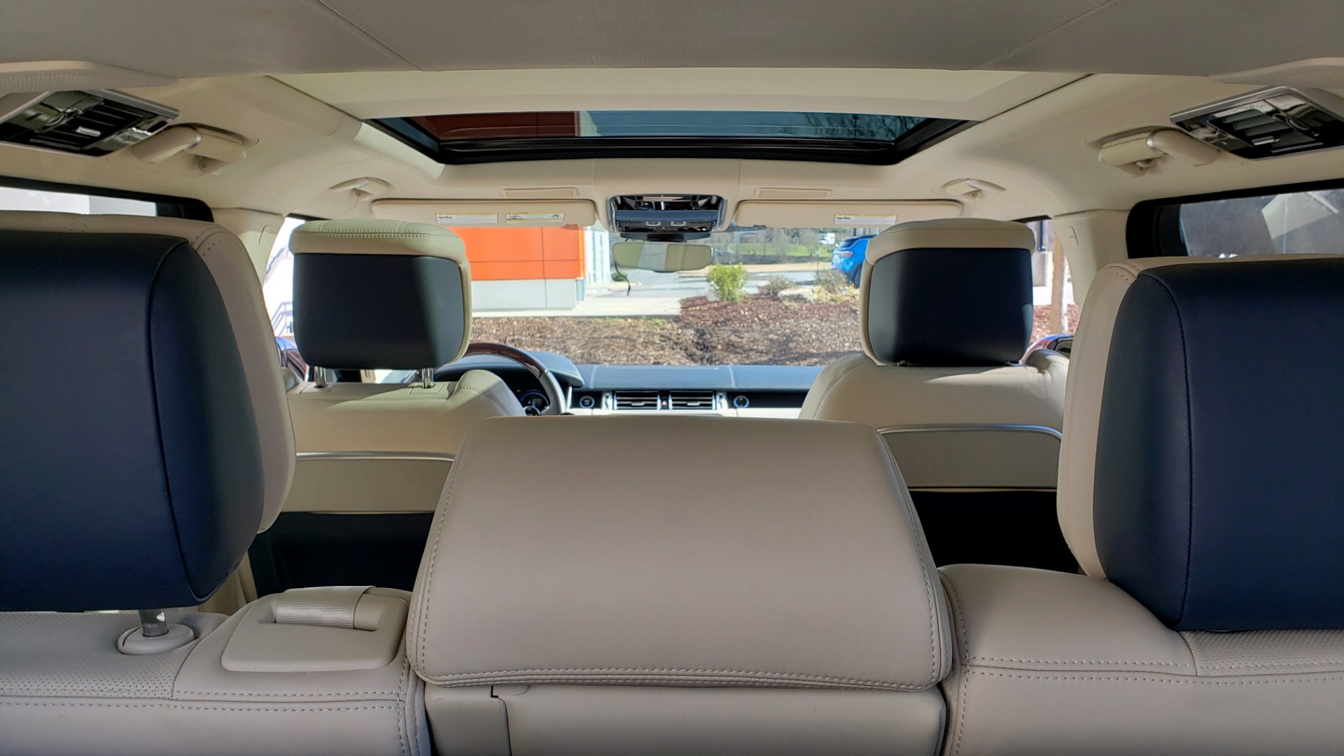 Used 2020 Land Rover RANGE ROVER AUTOBIOGRAPHY HYBRID / NAV / SUNROOF / REARVIEW for sale Sold at Formula Imports in Charlotte NC 28227 21