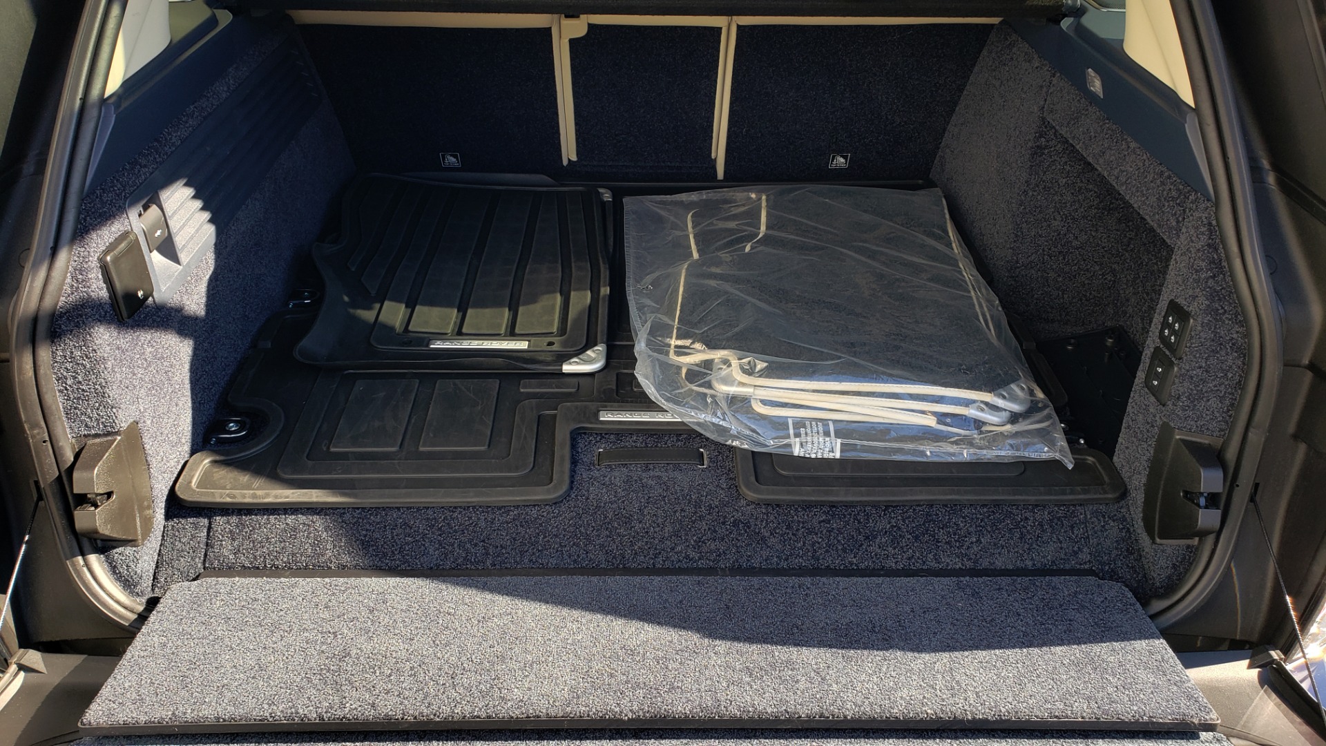 Used 2020 Land Rover RANGE ROVER AUTOBIOGRAPHY HYBRID / NAV / SUNROOF / REARVIEW for sale Sold at Formula Imports in Charlotte NC 28227 22