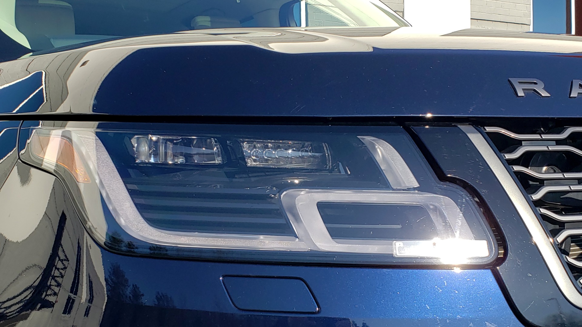 Used 2020 Land Rover RANGE ROVER AUTOBIOGRAPHY HYBRID / NAV / SUNROOF / REARVIEW for sale Sold at Formula Imports in Charlotte NC 28227 30