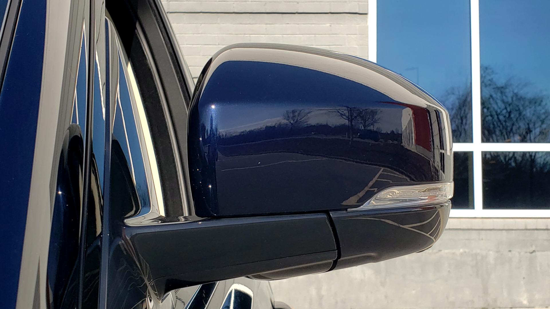 Used 2020 Land Rover RANGE ROVER AUTOBIOGRAPHY HYBRID / NAV / SUNROOF / REARVIEW for sale Sold at Formula Imports in Charlotte NC 28227 34