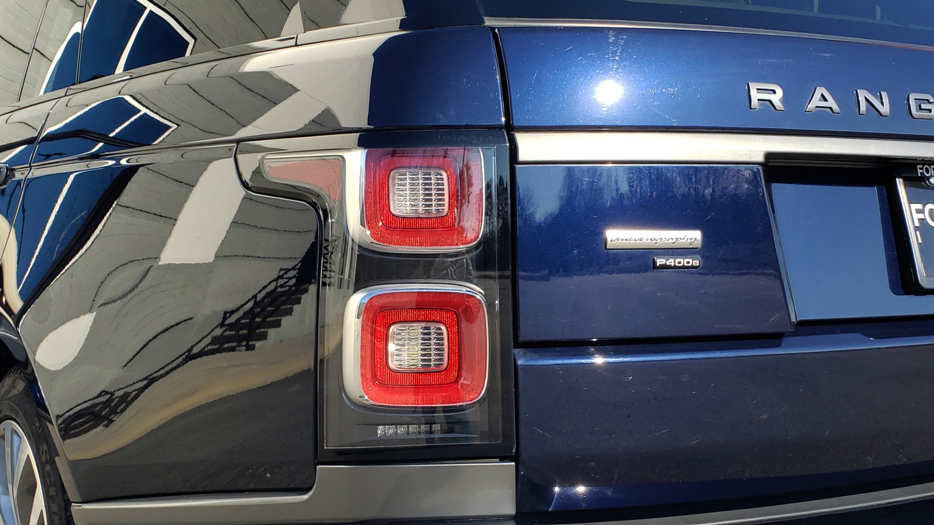 Used 2020 Land Rover RANGE ROVER AUTOBIOGRAPHY HYBRID / NAV / SUNROOF / REARVIEW for sale Sold at Formula Imports in Charlotte NC 28227 38