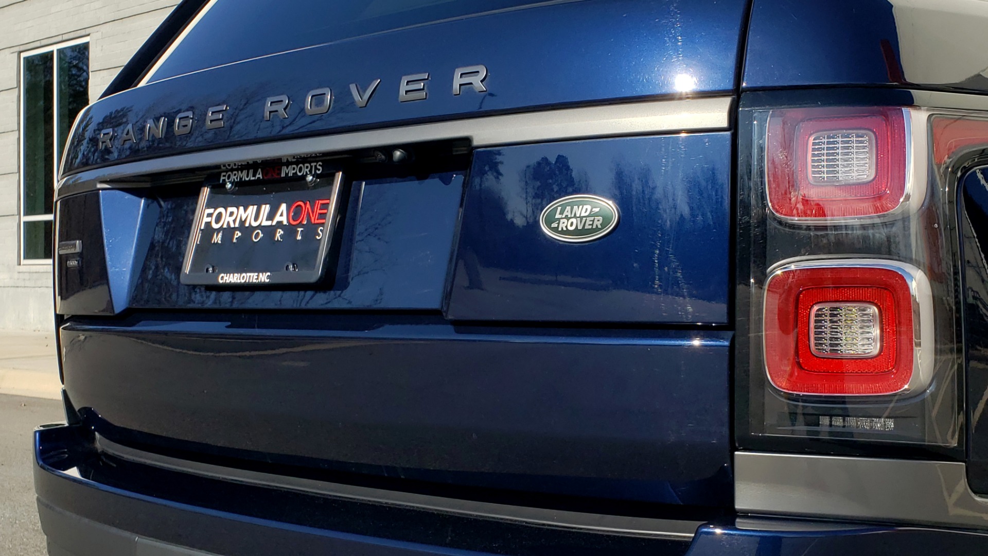 Used 2020 Land Rover RANGE ROVER AUTOBIOGRAPHY HYBRID / NAV / SUNROOF / REARVIEW for sale Sold at Formula Imports in Charlotte NC 28227 40