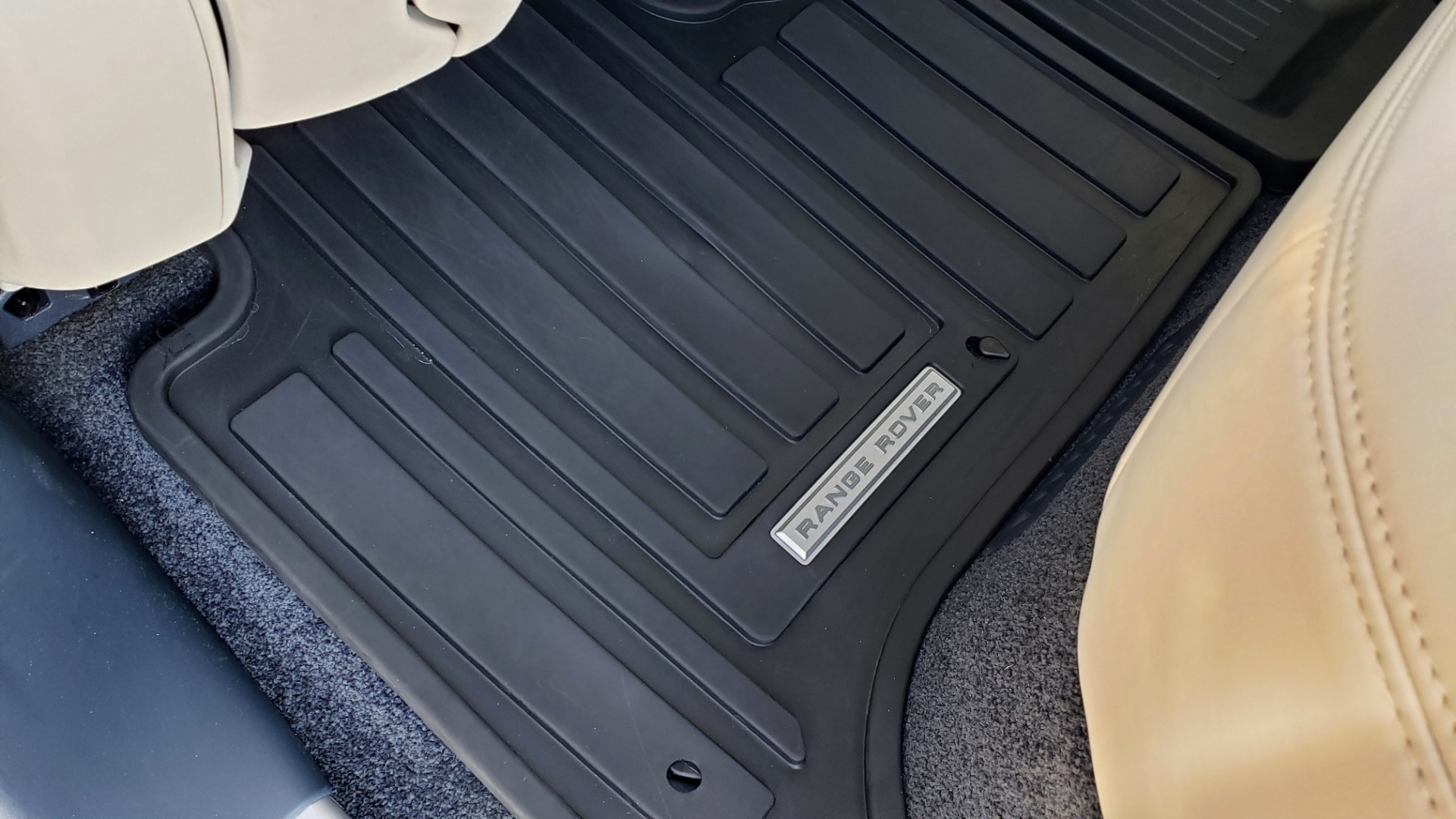 Used 2020 Land Rover RANGE ROVER AUTOBIOGRAPHY HYBRID / NAV / SUNROOF / REARVIEW for sale Sold at Formula Imports in Charlotte NC 28227 72