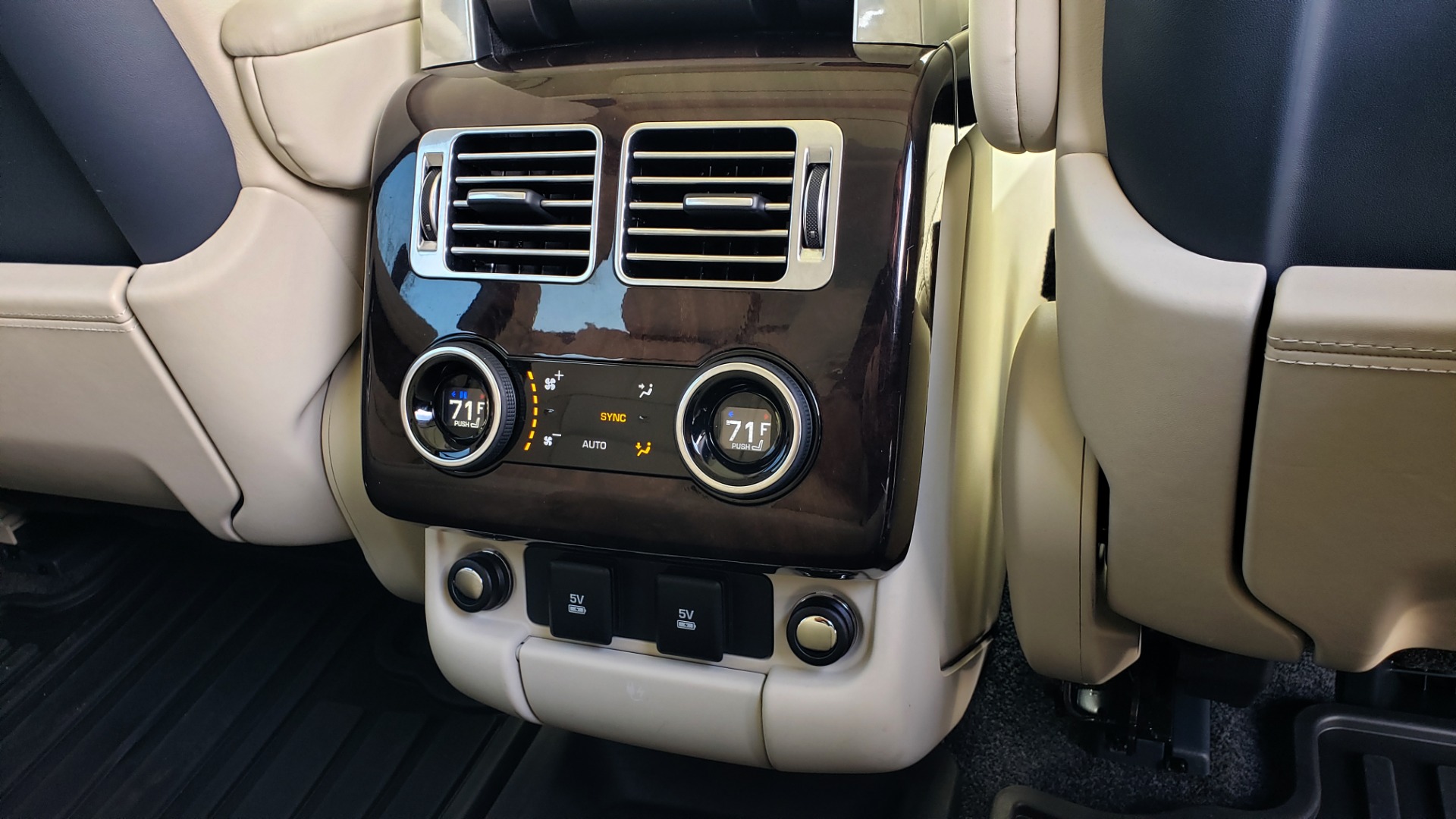 Used 2020 Land Rover RANGE ROVER AUTOBIOGRAPHY HYBRID / NAV / SUNROOF / REARVIEW for sale Sold at Formula Imports in Charlotte NC 28227 89