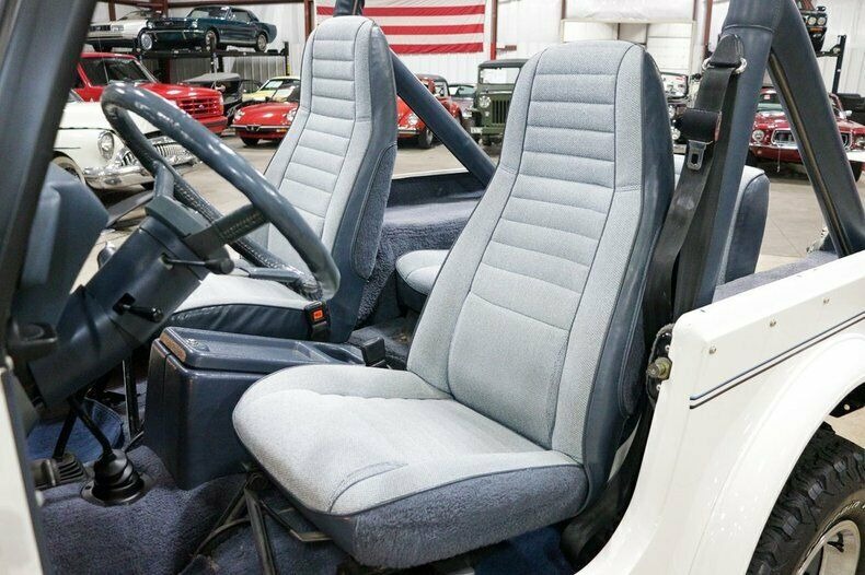 Used 1982 Jeep CJ7 LIMITED 4WD / 4.2L I6 / 5-SPEED MANUAL / NEW 30-INCH BFG TIRES for sale Sold at Formula Imports in Charlotte NC 28227 26