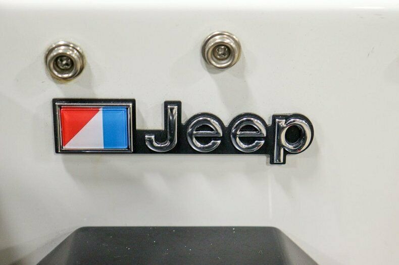 Used 1982 Jeep CJ7 LIMITED 4WD / 4.2L I6 / 5-SPEED MANUAL / NEW 30-INCH BFG TIRES for sale Sold at Formula Imports in Charlotte NC 28227 35