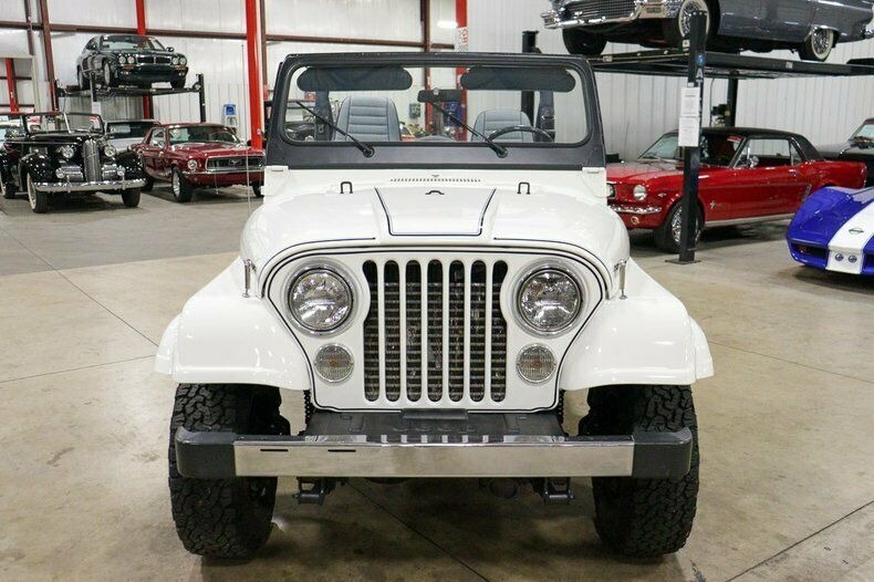 Used 1982 Jeep CJ7 LIMITED 4WD / 4.2L I6 / 5-SPEED MANUAL / NEW 30-INCH BFG TIRES for sale Sold at Formula Imports in Charlotte NC 28227 8