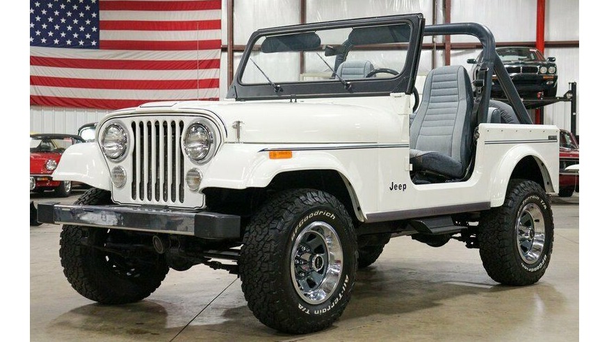 Used 1982 Jeep CJ7 LIMITED 4WD / 4.2L I6 / 5-SPEED MANUAL / NEW 30-INCH BFG TIRES for sale Sold at Formula Imports in Charlotte NC 28227 1