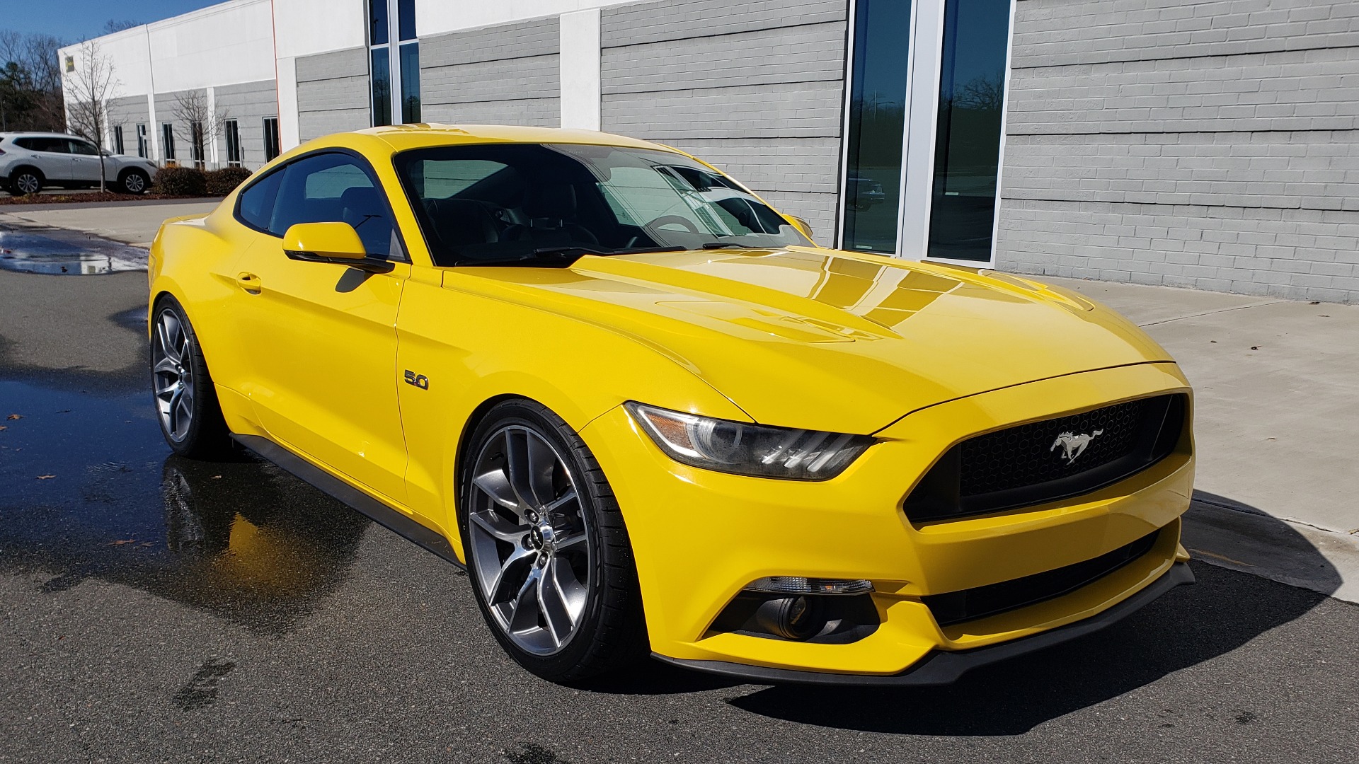 Used 2015 Ford MUSTANG GT 5.0L COUPE PREMIUM / 6-SPD MAN / SHAKER AUDIO / NAV for sale Sold at Formula Imports in Charlotte NC 28227 6