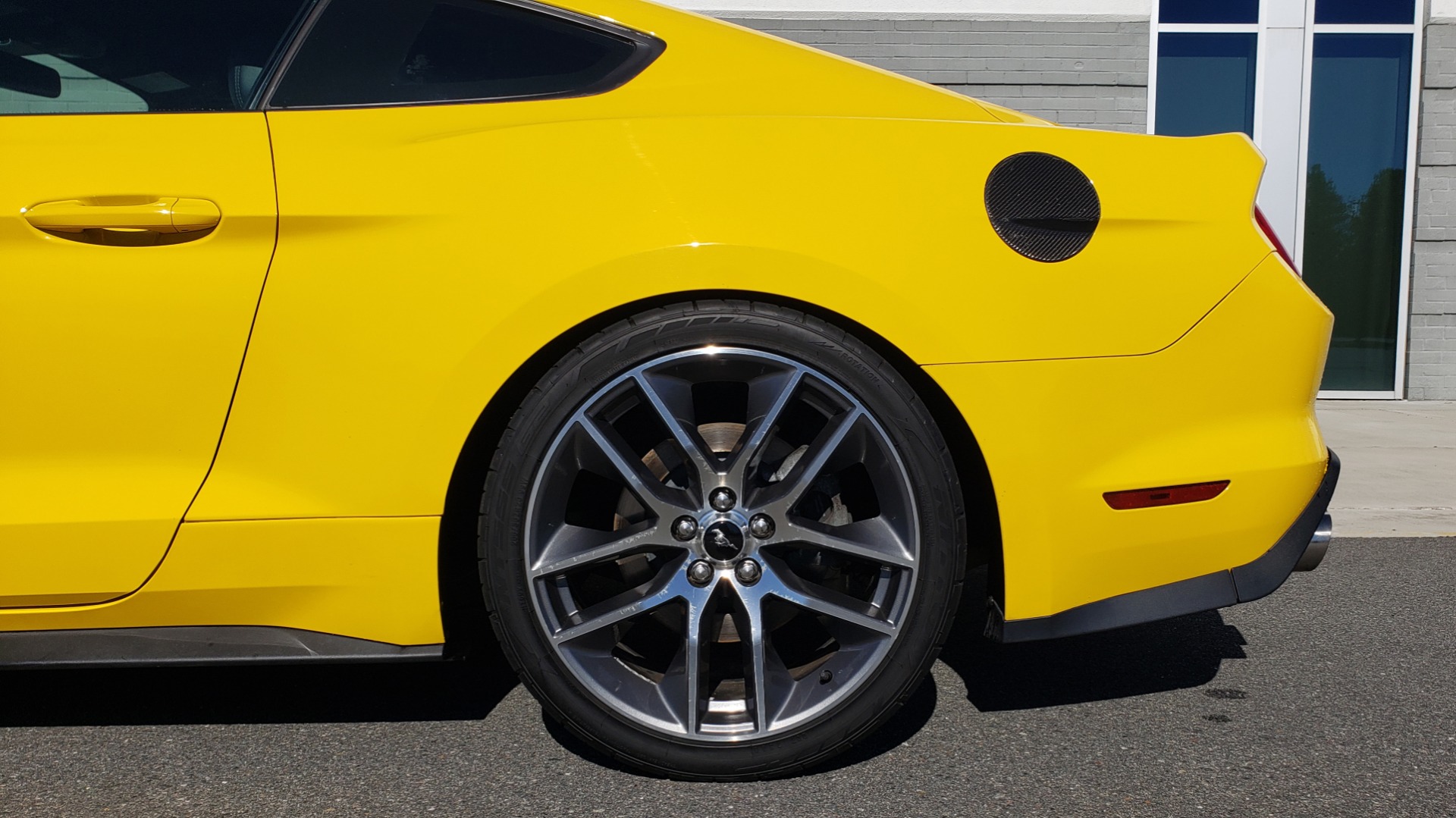 Used 2015 Ford MUSTANG GT 5.0L COUPE PREMIUM / 6-SPD MAN / SHAKER AUDIO / NAV for sale Sold at Formula Imports in Charlotte NC 28227 72