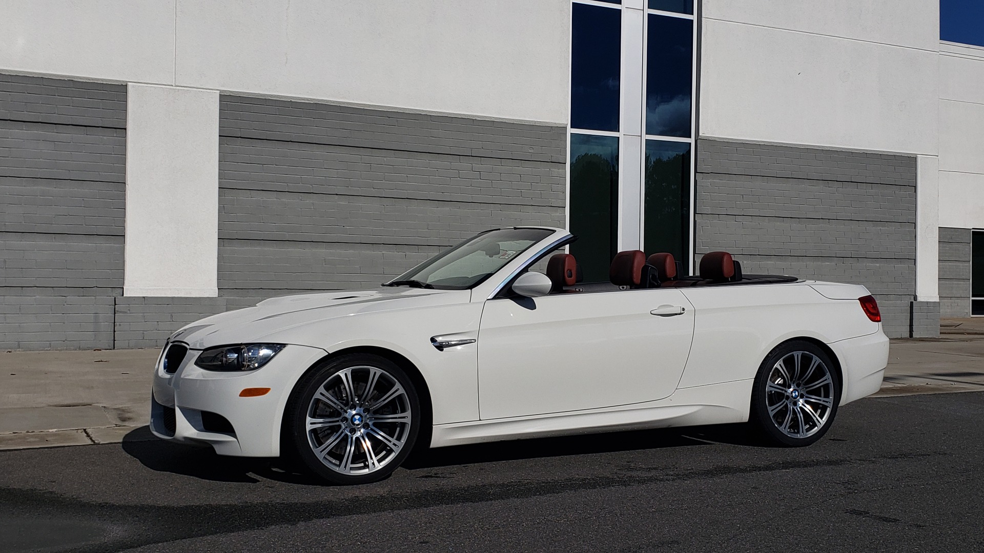 Used 2012 BMW M3 CONVERTIBLE / PREM PKG / NAV / M-DOUBLE CLUTCH AUTOMATIC for sale Sold at Formula Imports in Charlotte NC 28227 15