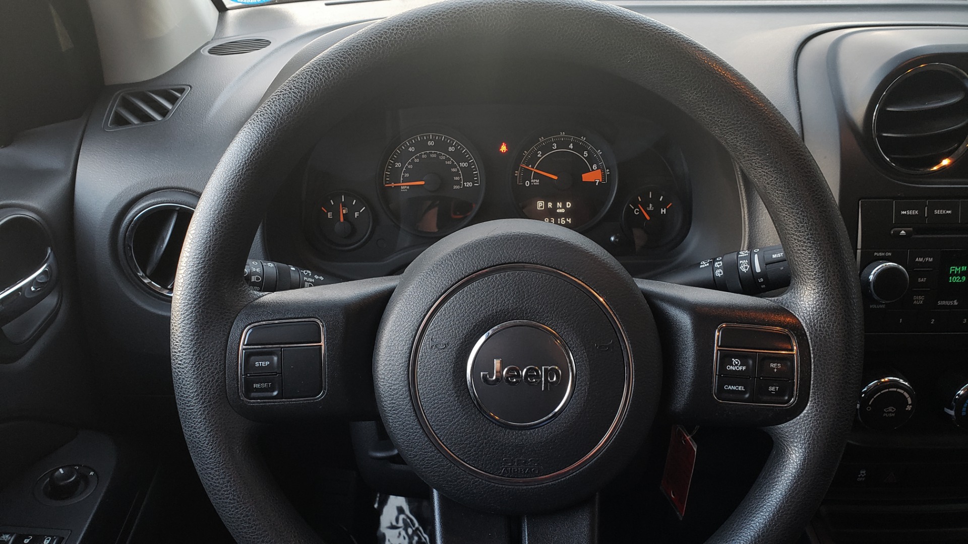 Used 2016 Jeep COMPASS SPORT 4X4 / 2.4L I4 / 6-SPD AUTO / 26MPG / CLEAN for sale Sold at Formula Imports in Charlotte NC 28227 29