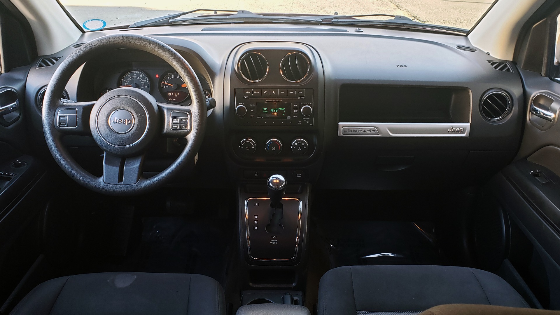Used 2016 Jeep COMPASS SPORT 4X4 / 2.4L I4 / 6-SPD AUTO / 26MPG / CLEAN for sale Sold at Formula Imports in Charlotte NC 28227 60