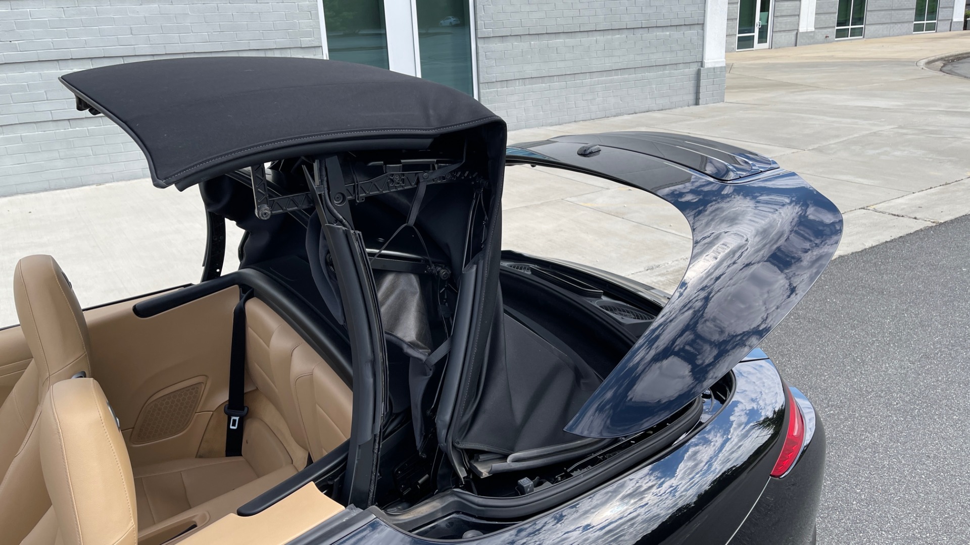 Used 2013 Porsche 911 CARRERA CABRIOLET / PDK / NAV / BOSE / HTD STS / PDLS for sale Sold at Formula Imports in Charlotte NC 28227 10