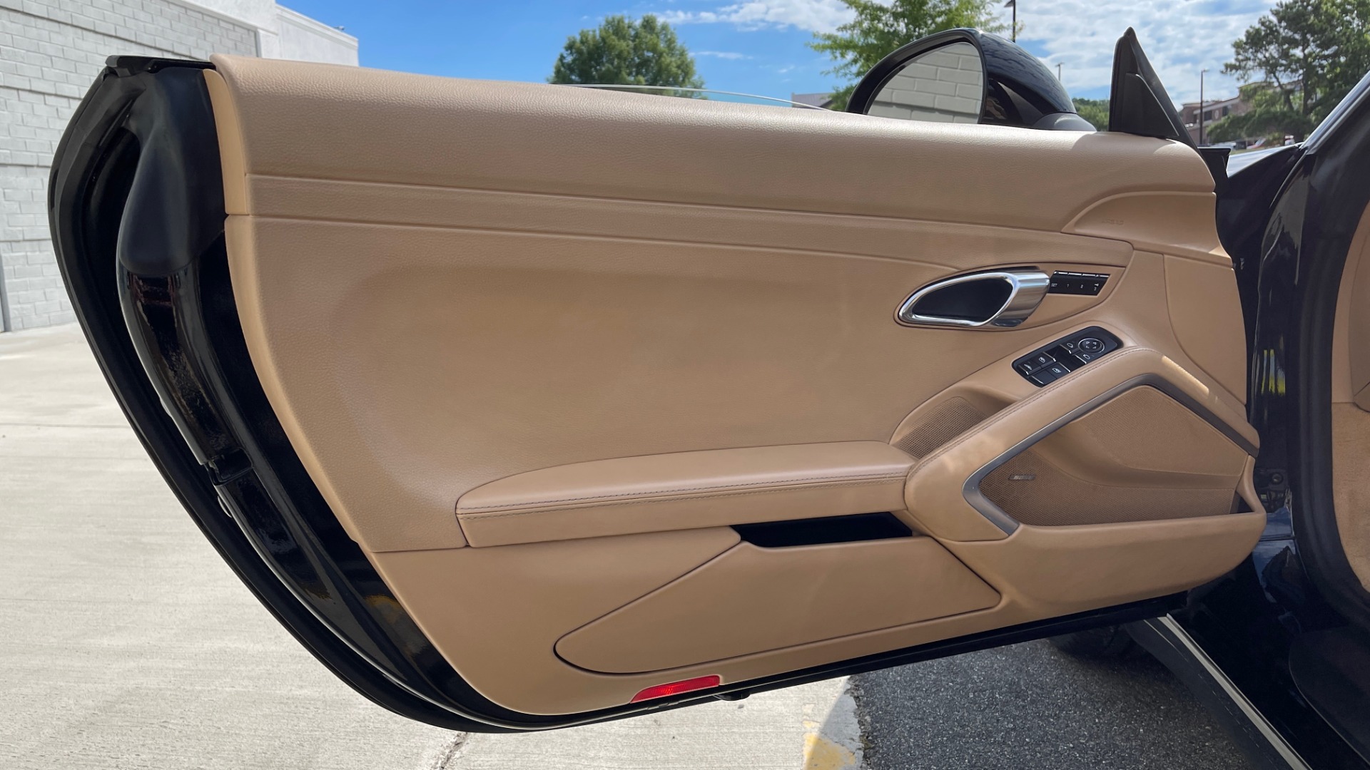 Used 2013 Porsche 911 CARRERA CABRIOLET / PDK / NAV / BOSE / HTD STS / PDLS for sale Sold at Formula Imports in Charlotte NC 28227 43