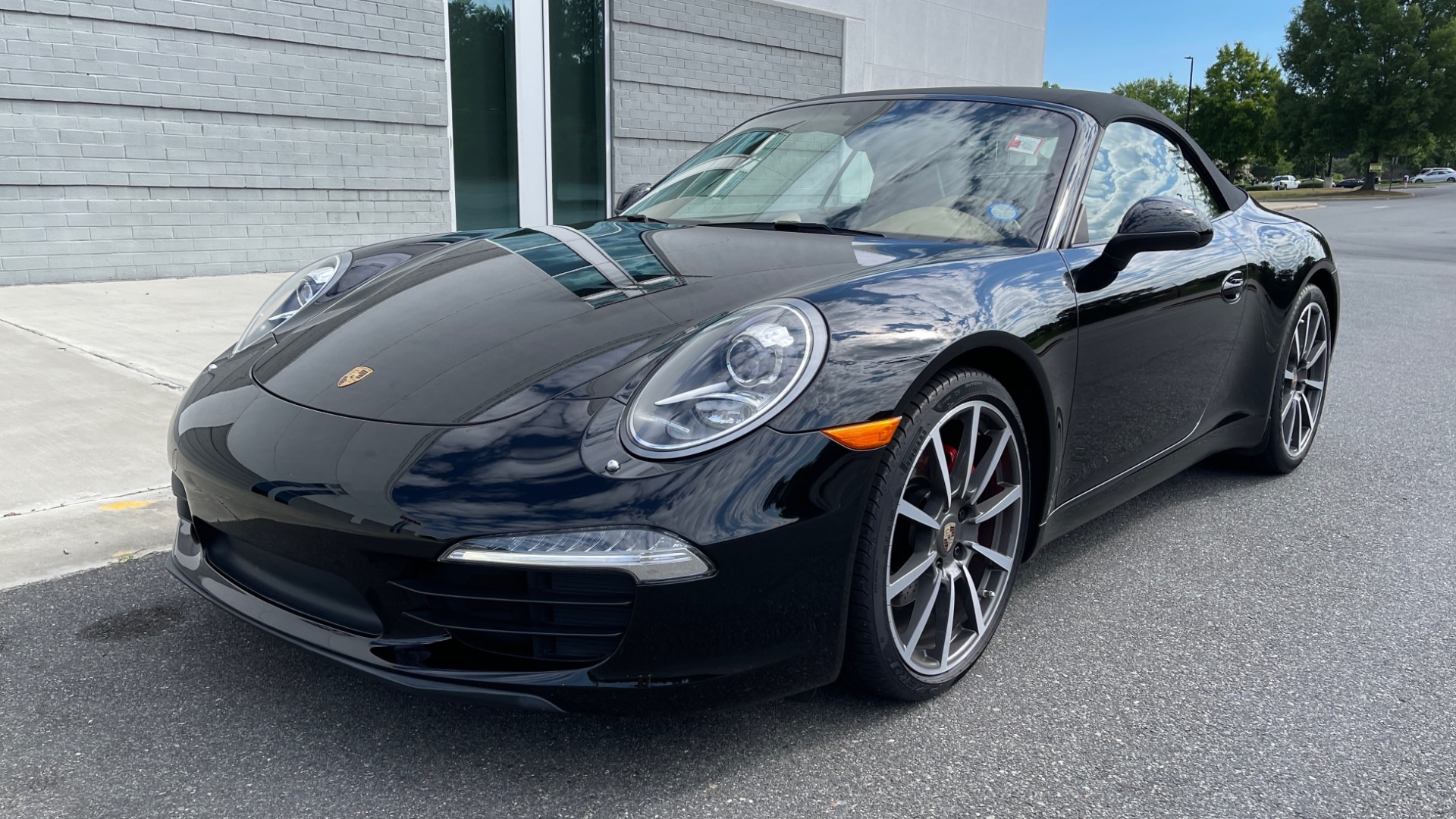 Used 2013 Porsche 911 CARRERA CABRIOLET / PDK / NAV / BOSE / HTD STS / PDLS for sale Sold at Formula Imports in Charlotte NC 28227 5