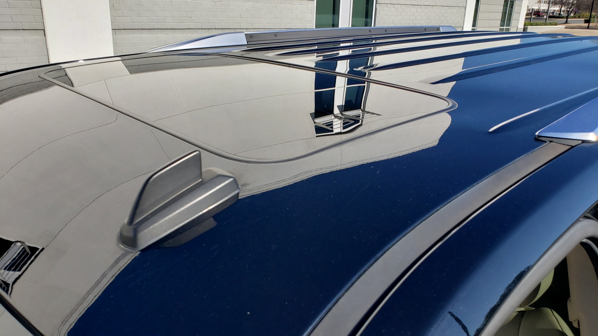 Used 2015 Cadillac ESCALADE PREMIUM 4WD / NAV / SUNROOF / REARVIEW / 3-ROW for sale Sold at Formula Imports in Charlotte NC 28227 10