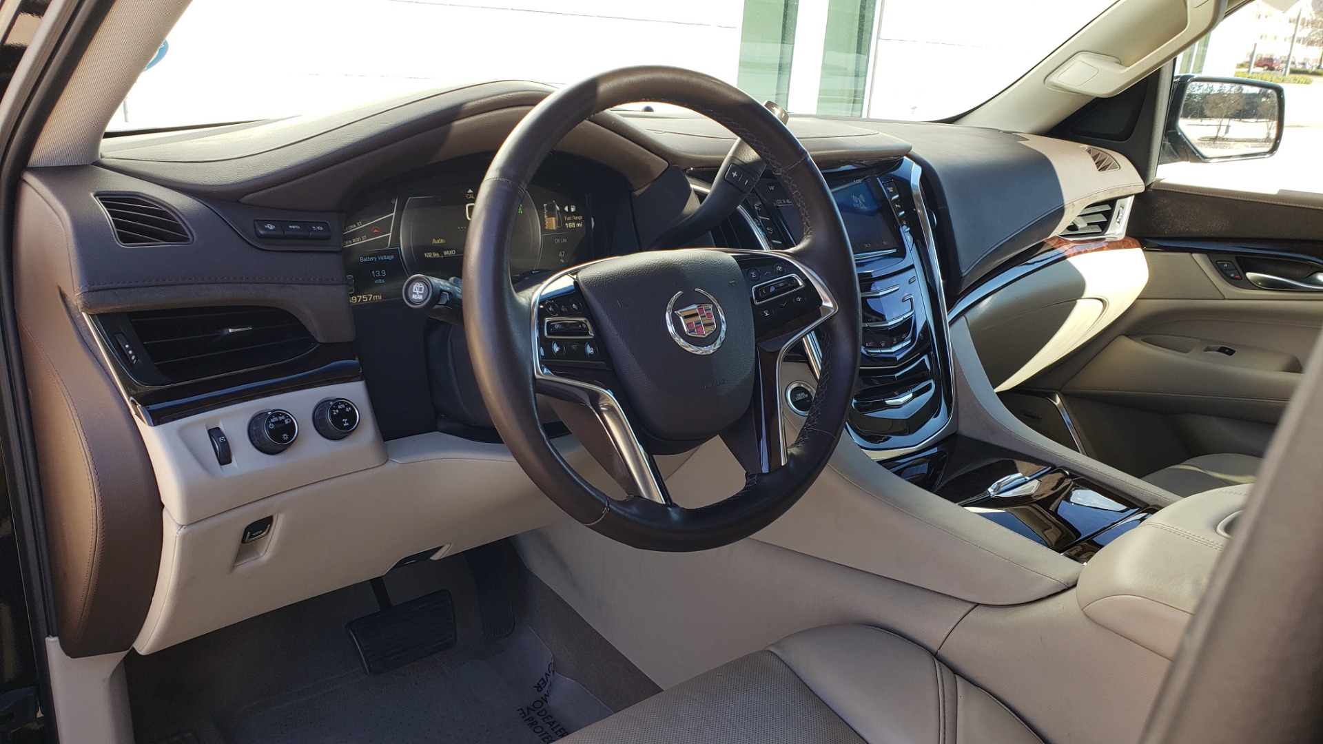 Used 2015 Cadillac ESCALADE PREMIUM 4WD / NAV / SUNROOF / REARVIEW / 3-ROW for sale Sold at Formula Imports in Charlotte NC 28227 38